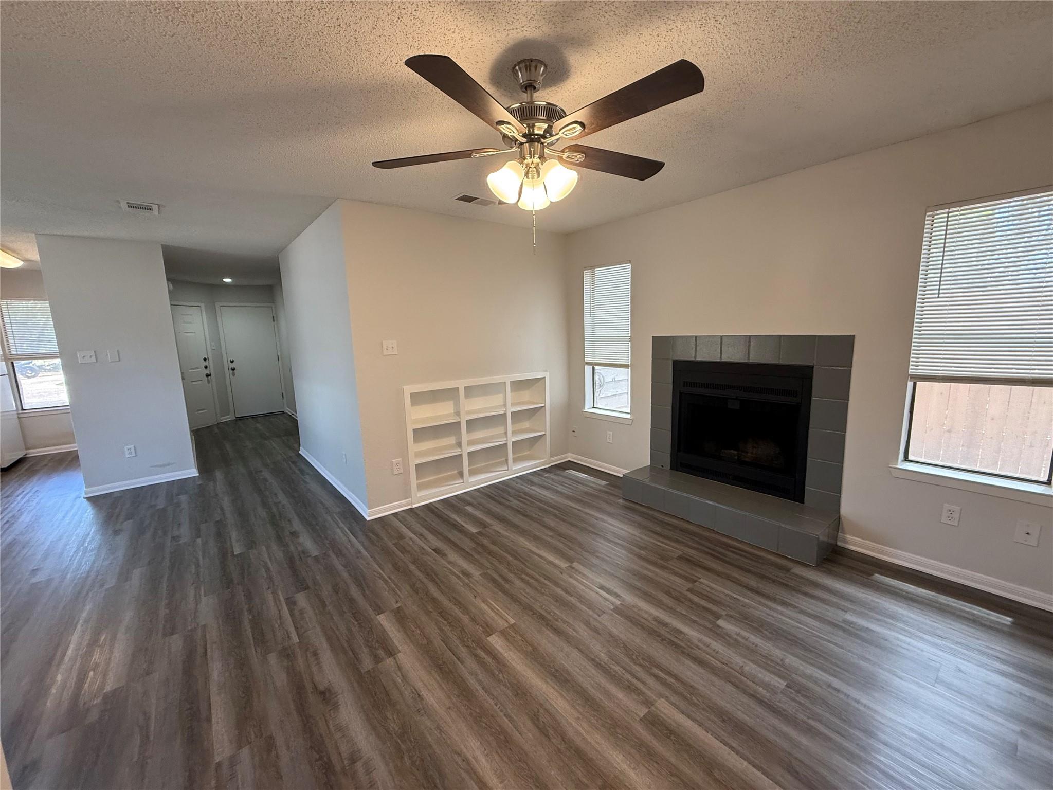 MLS #1588916 image #0