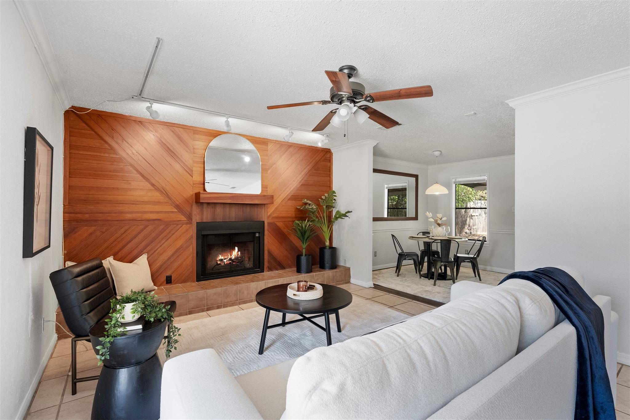MLS #1741868 image #0