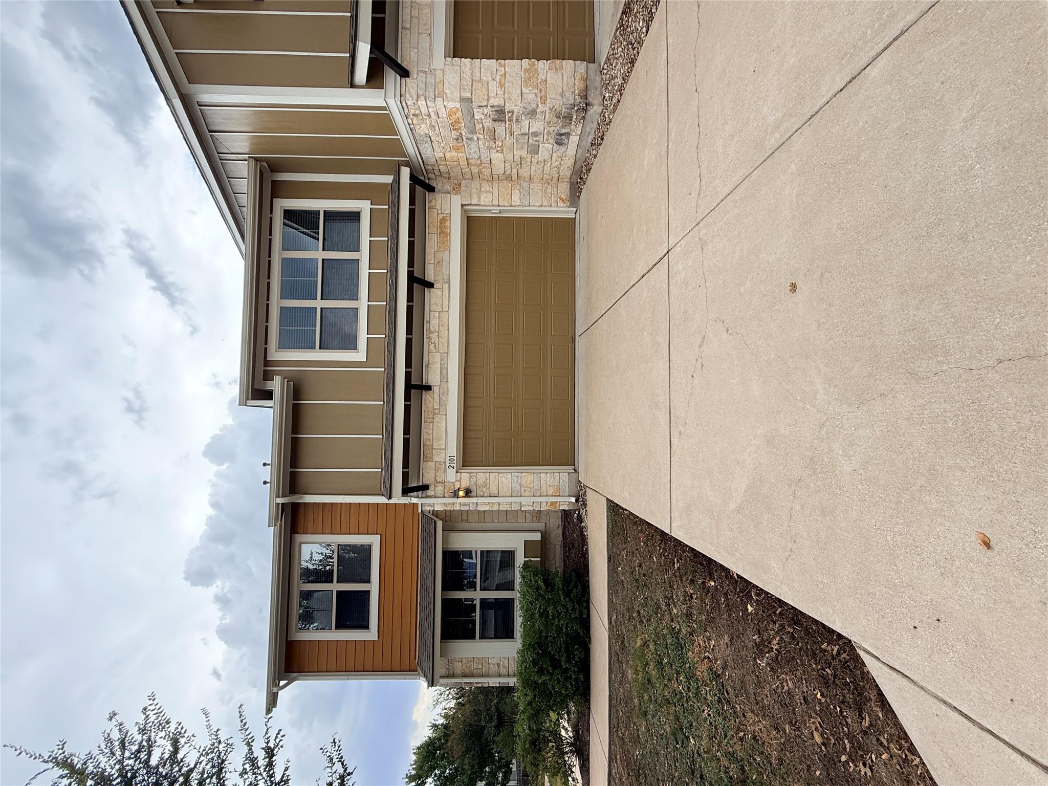 MLS #2066245 image #0