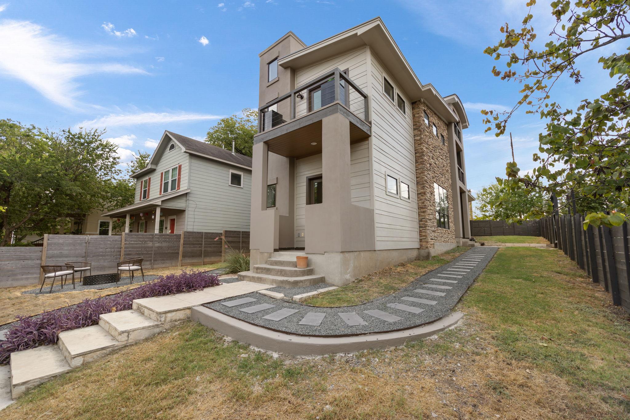 MLS #2161293 image #0