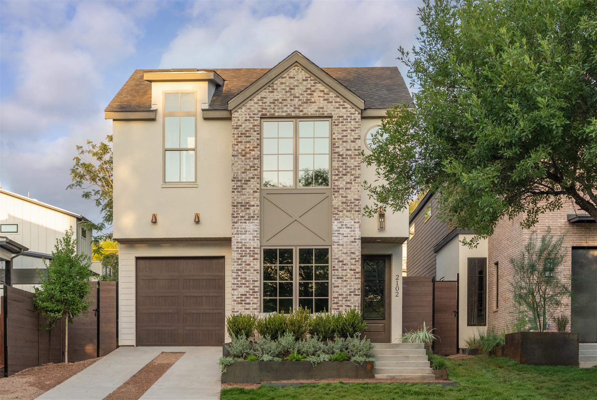 MLS #2459286 image #0