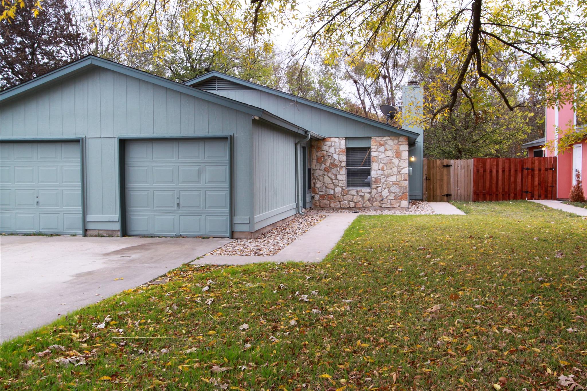 MLS #2535313 image #0