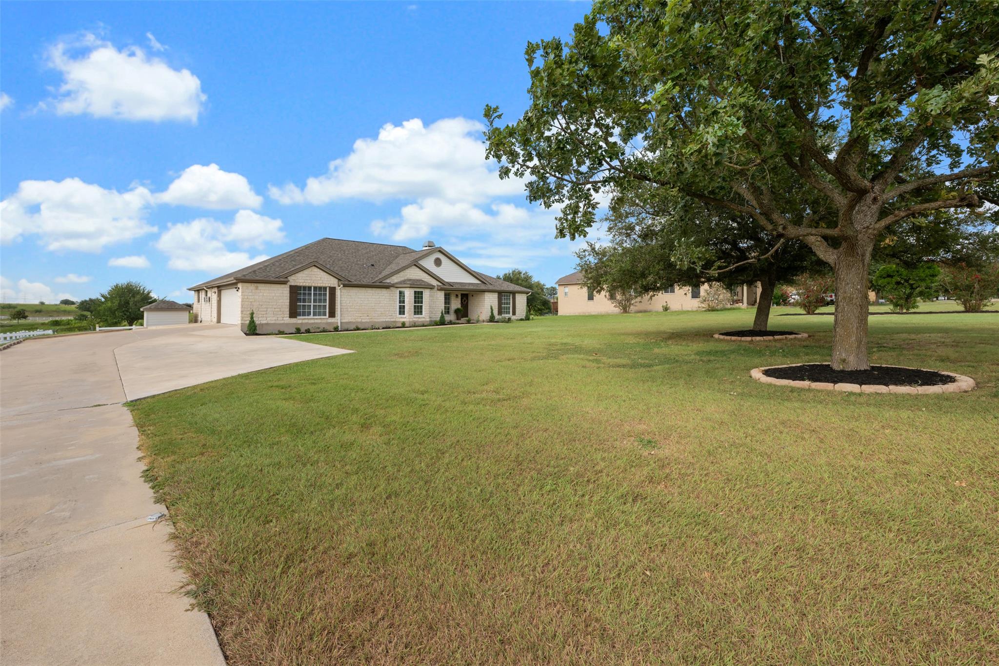 MLS #3917486 image #0