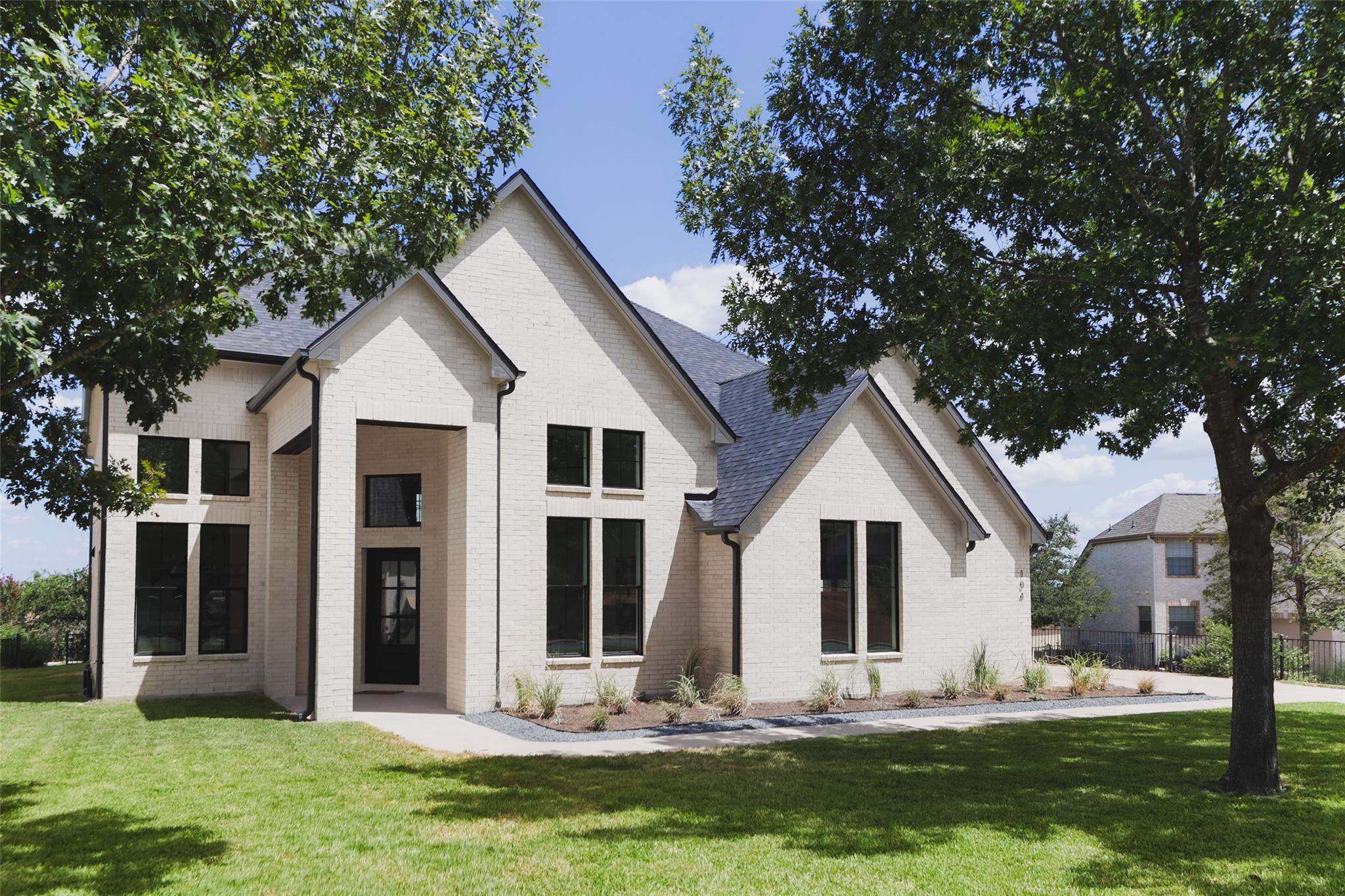 MLS #8415854 image #0