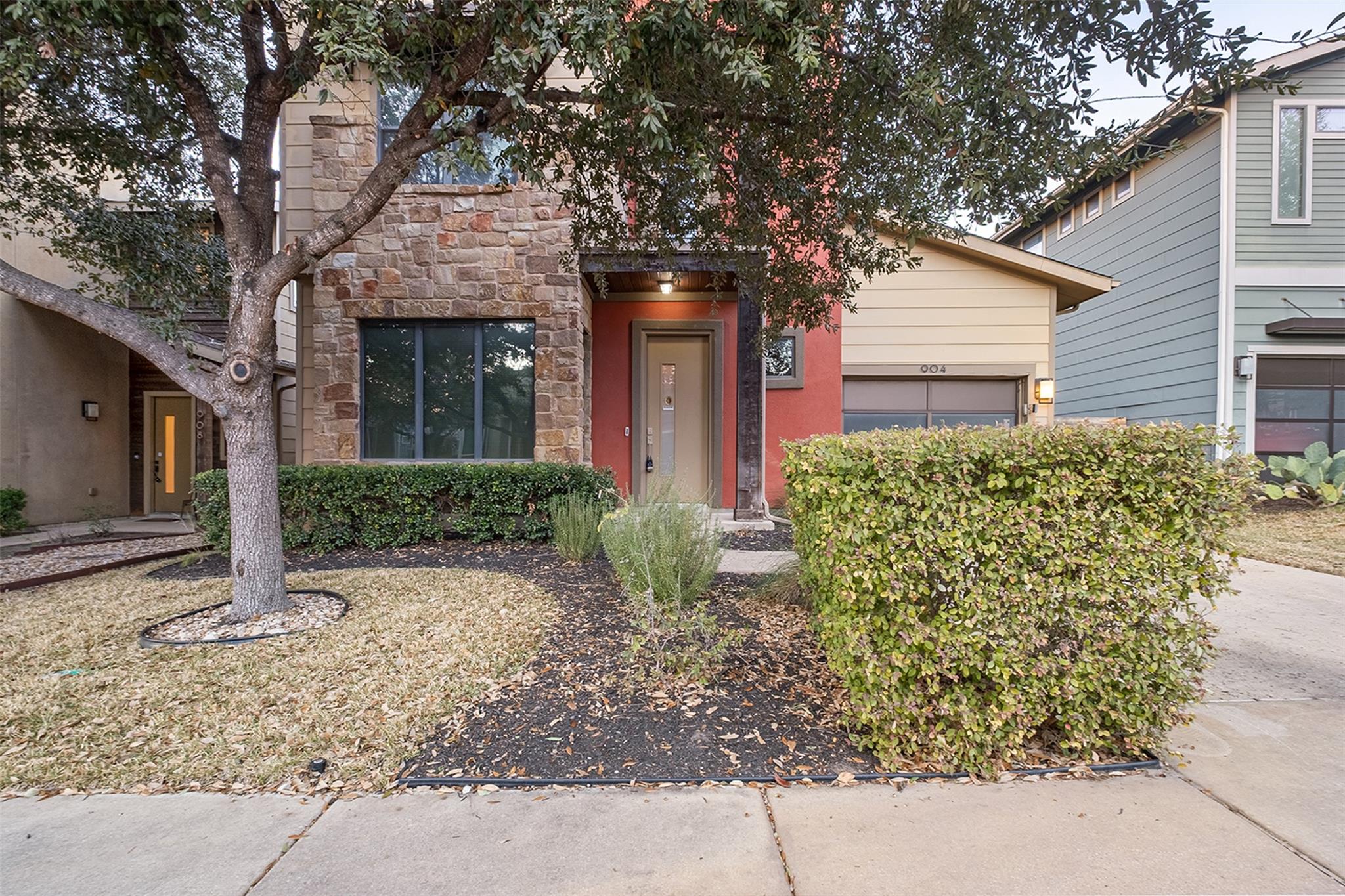MLS #9916943 image #0