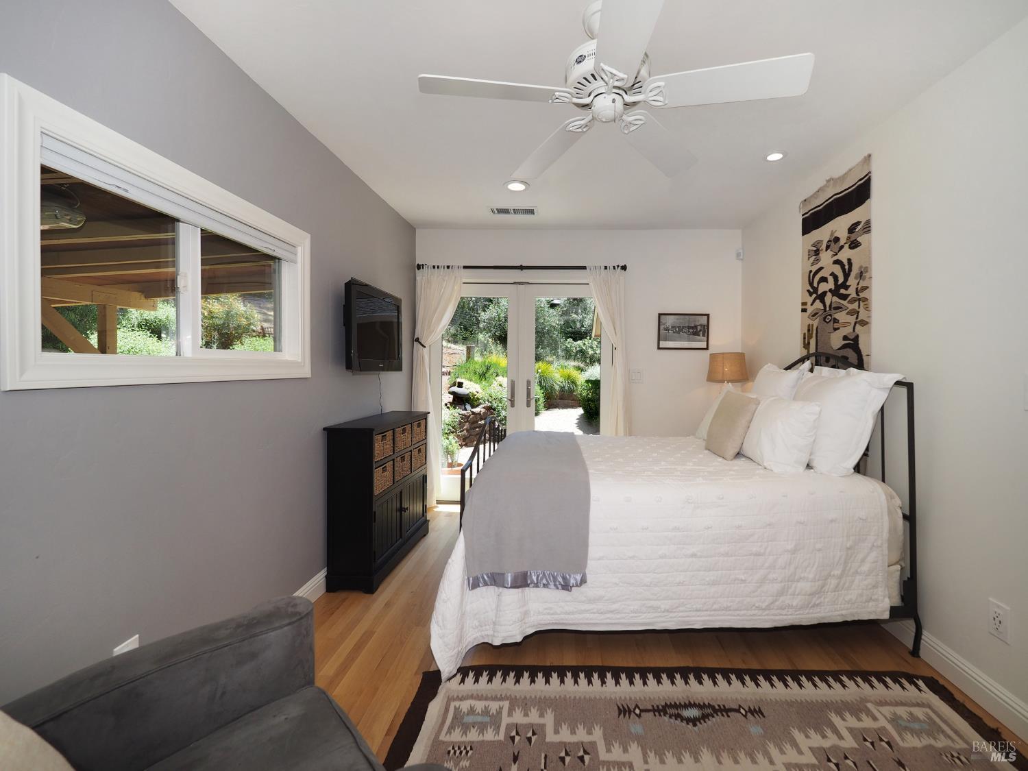 MLS #326043225 image #33