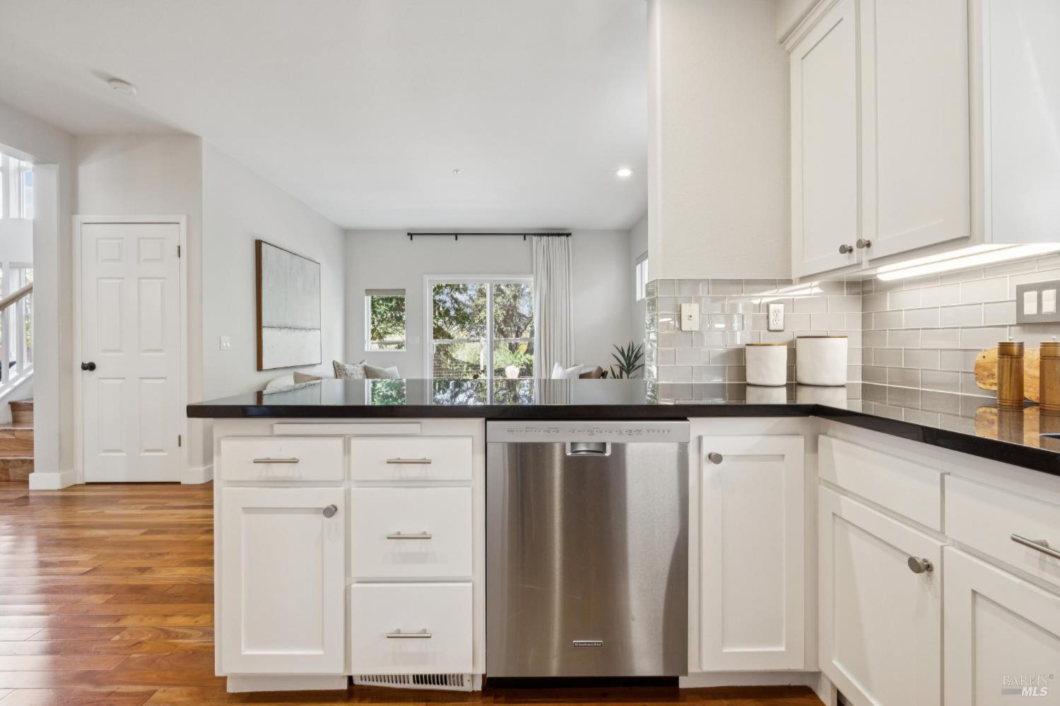 MLS #326075466 image #18