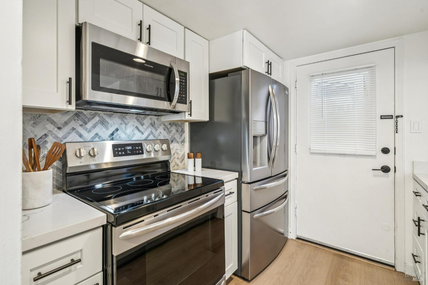 MLS #326081453 image #3