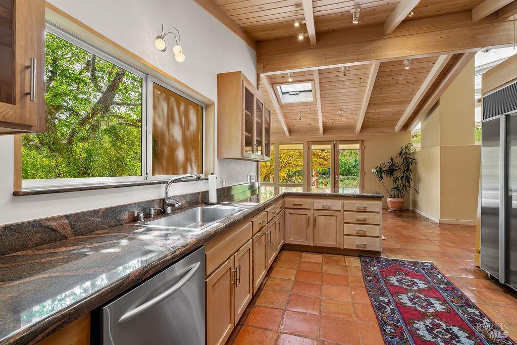 MLS #326083005 image #19