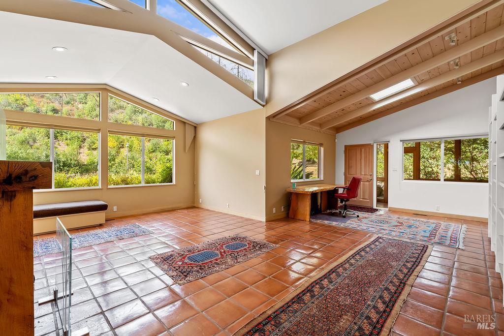 MLS #326083005 image #22