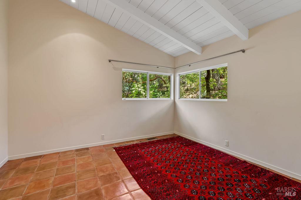 MLS #326083005 image #27
