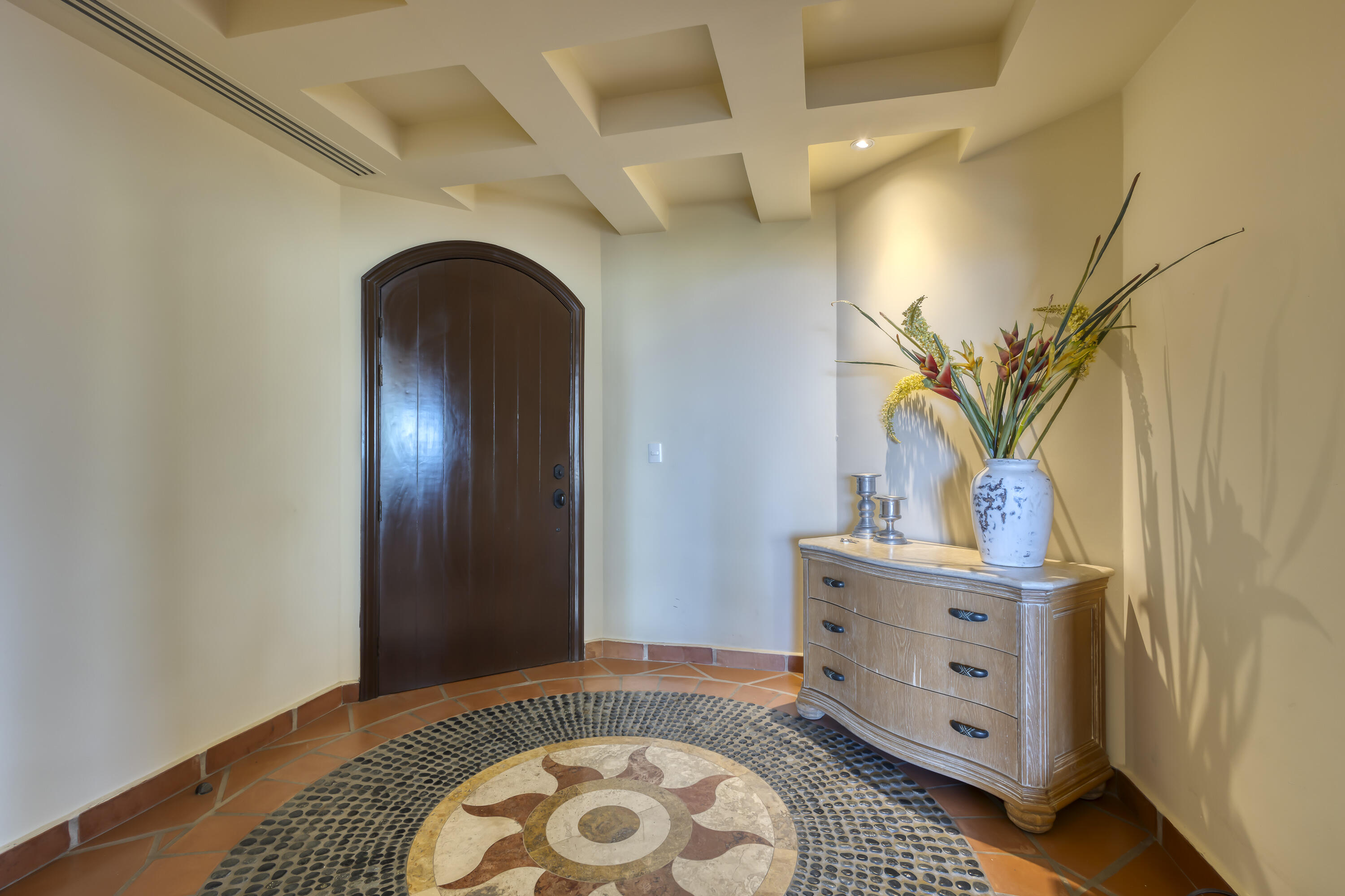 MLS #26-3927 image #2