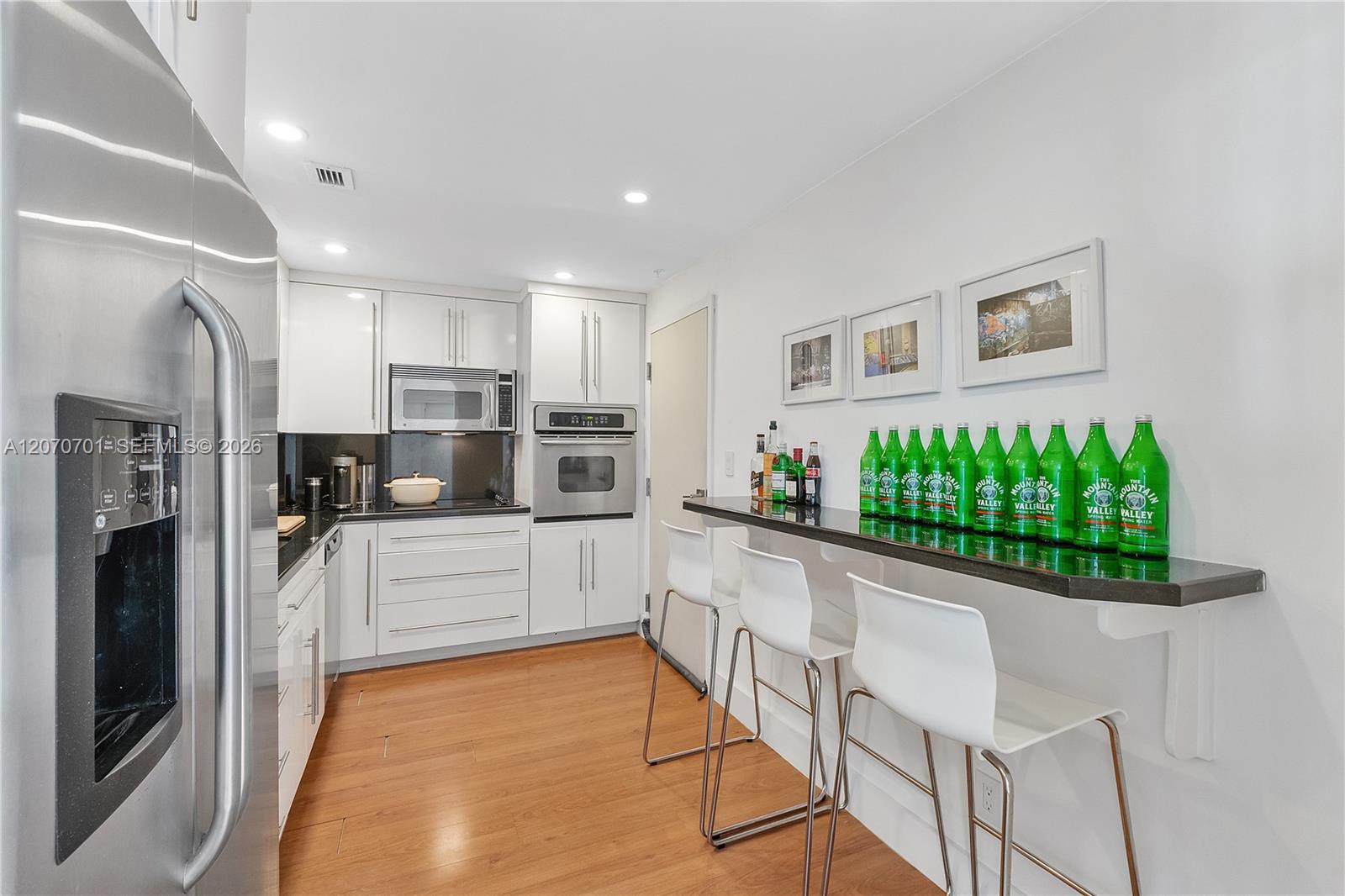 MLS #A12070701 image #0