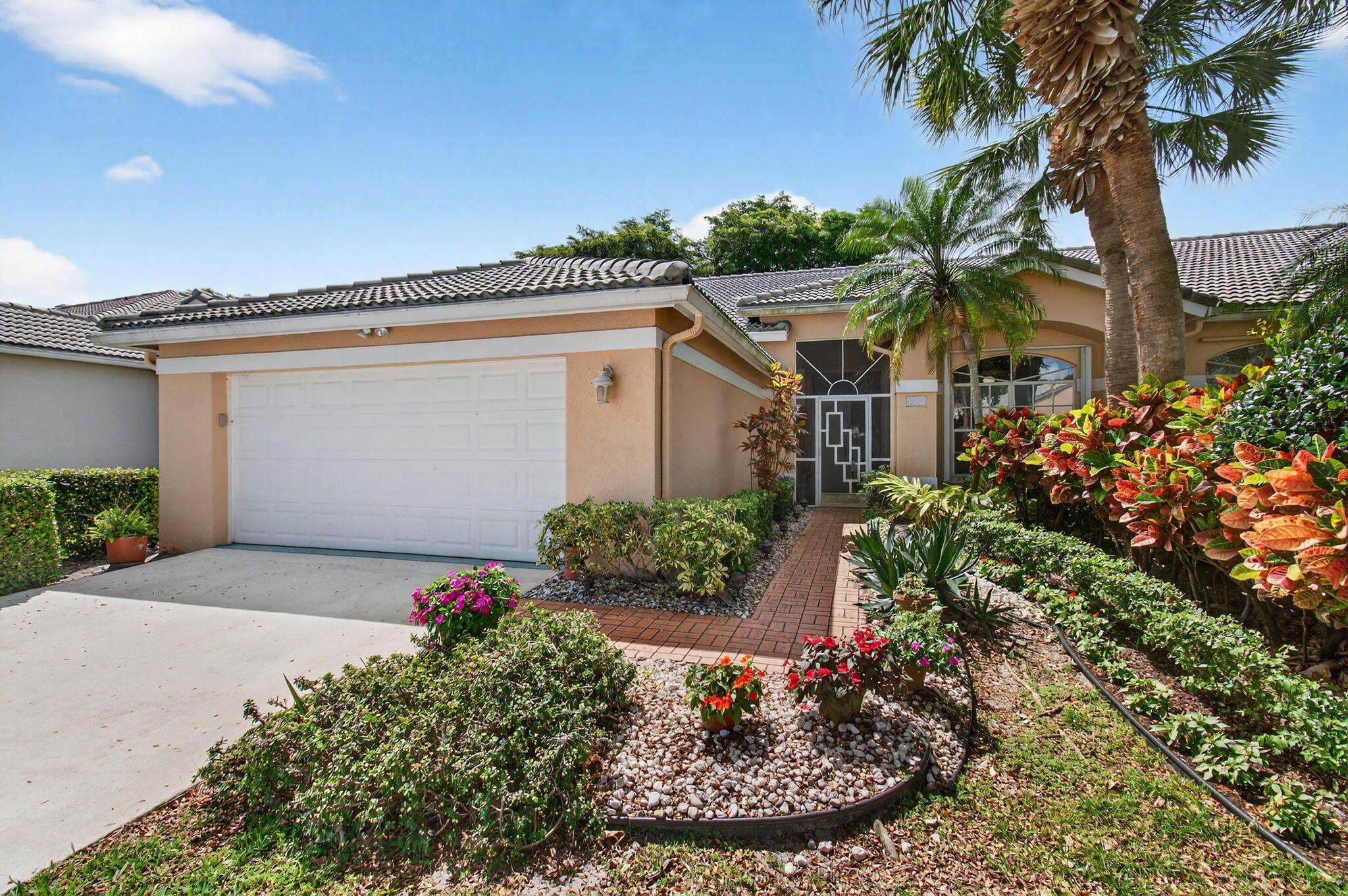 MLS #B26009100 image #0