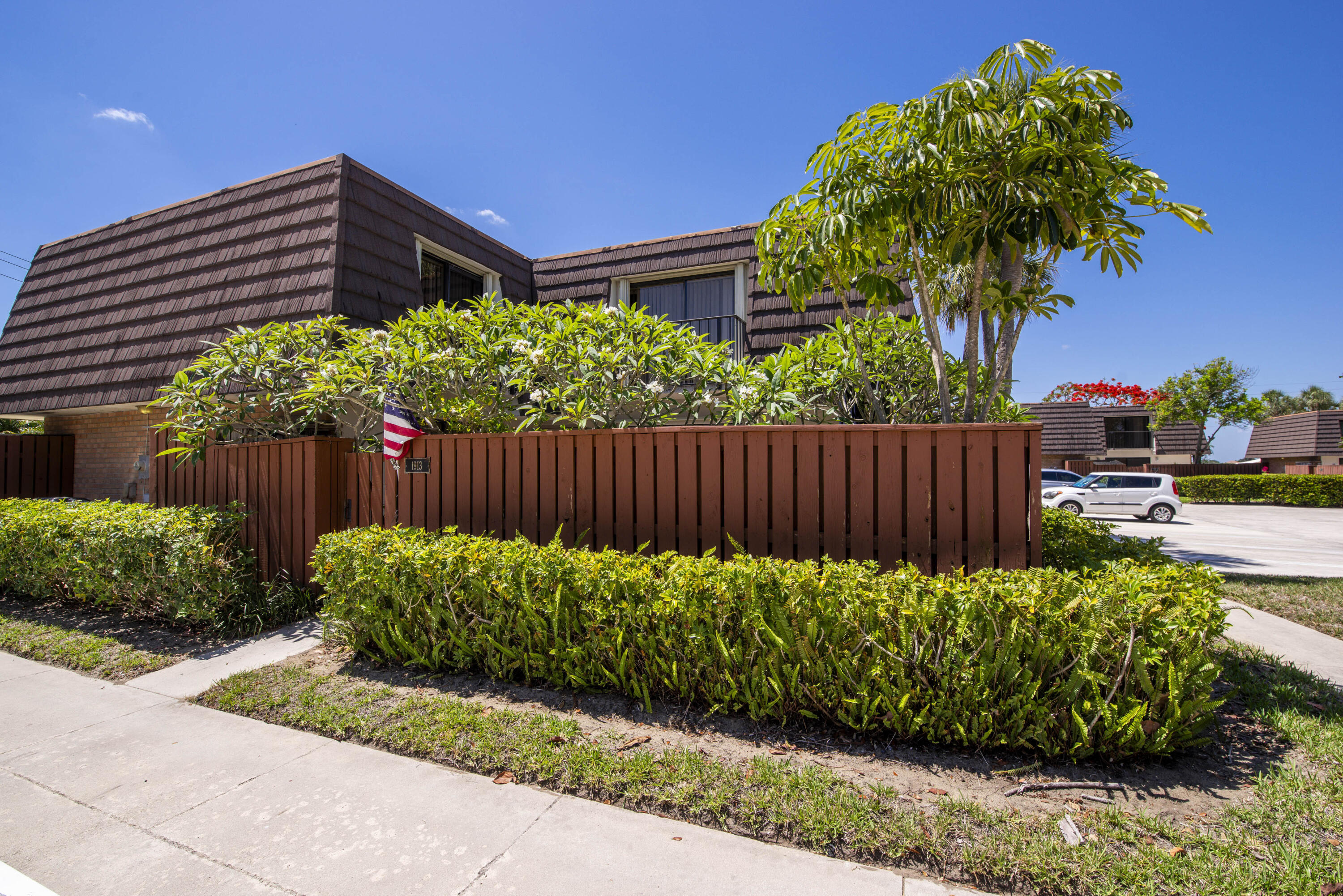 MLS #B26030561 image #0