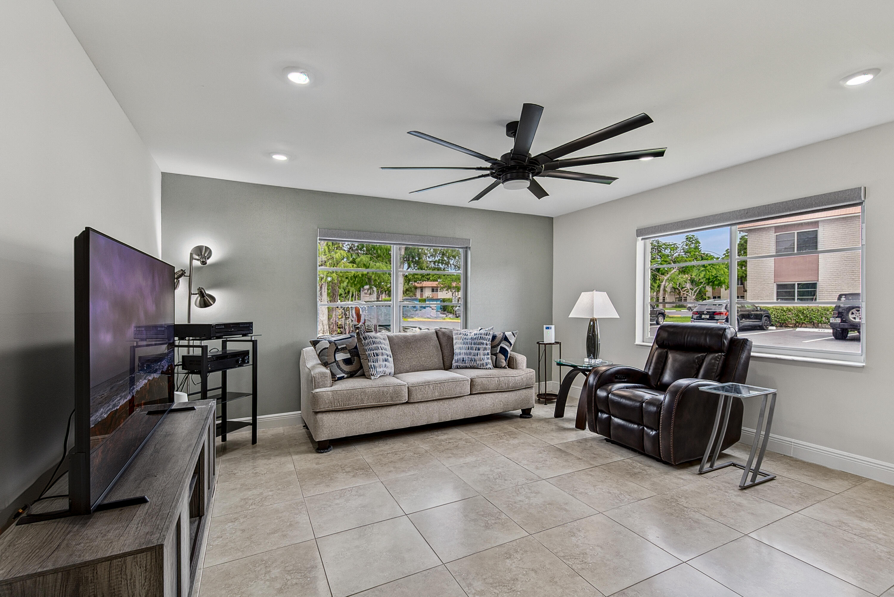 MLS #B26044319 image #0