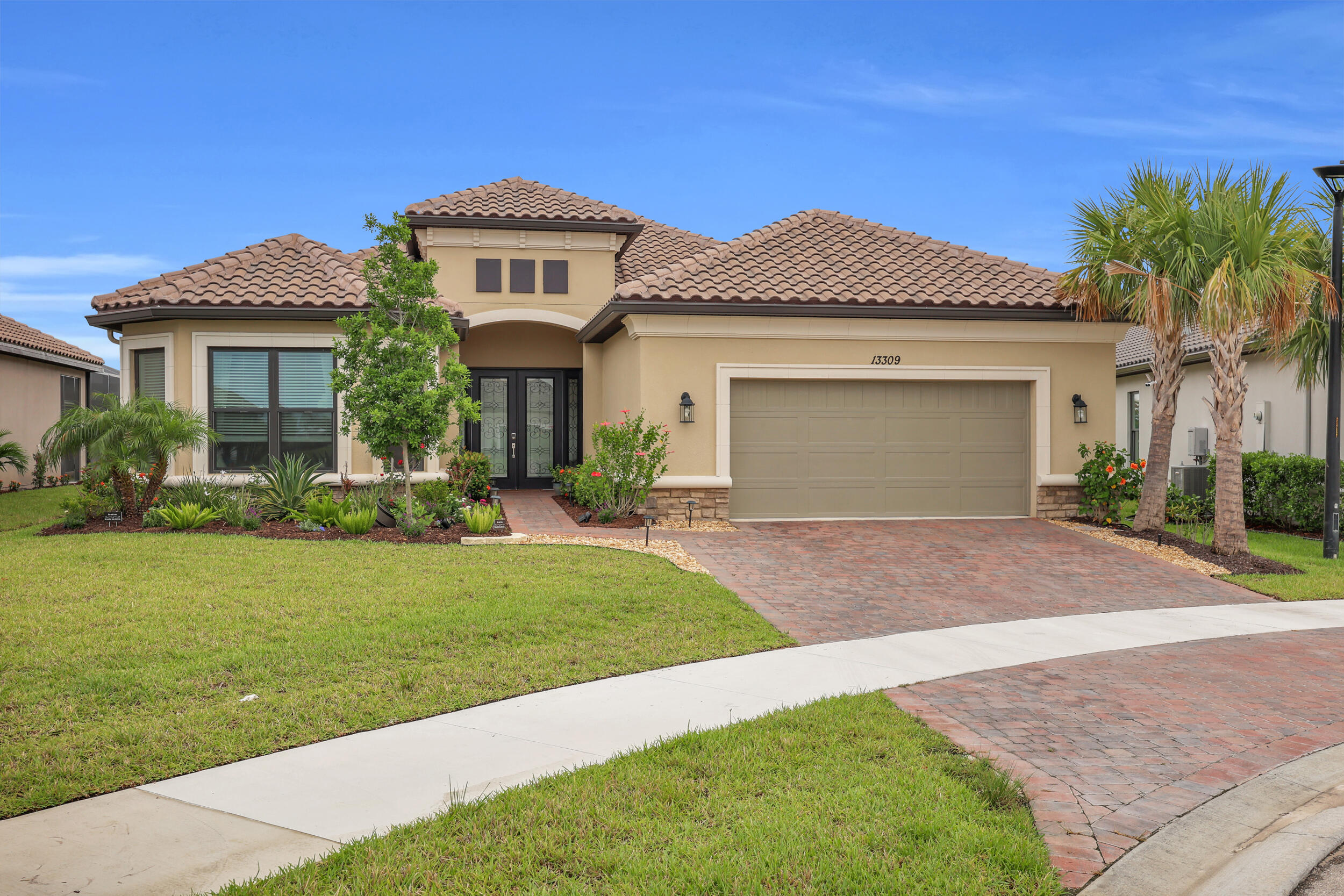 MLS #B26049920 image #0