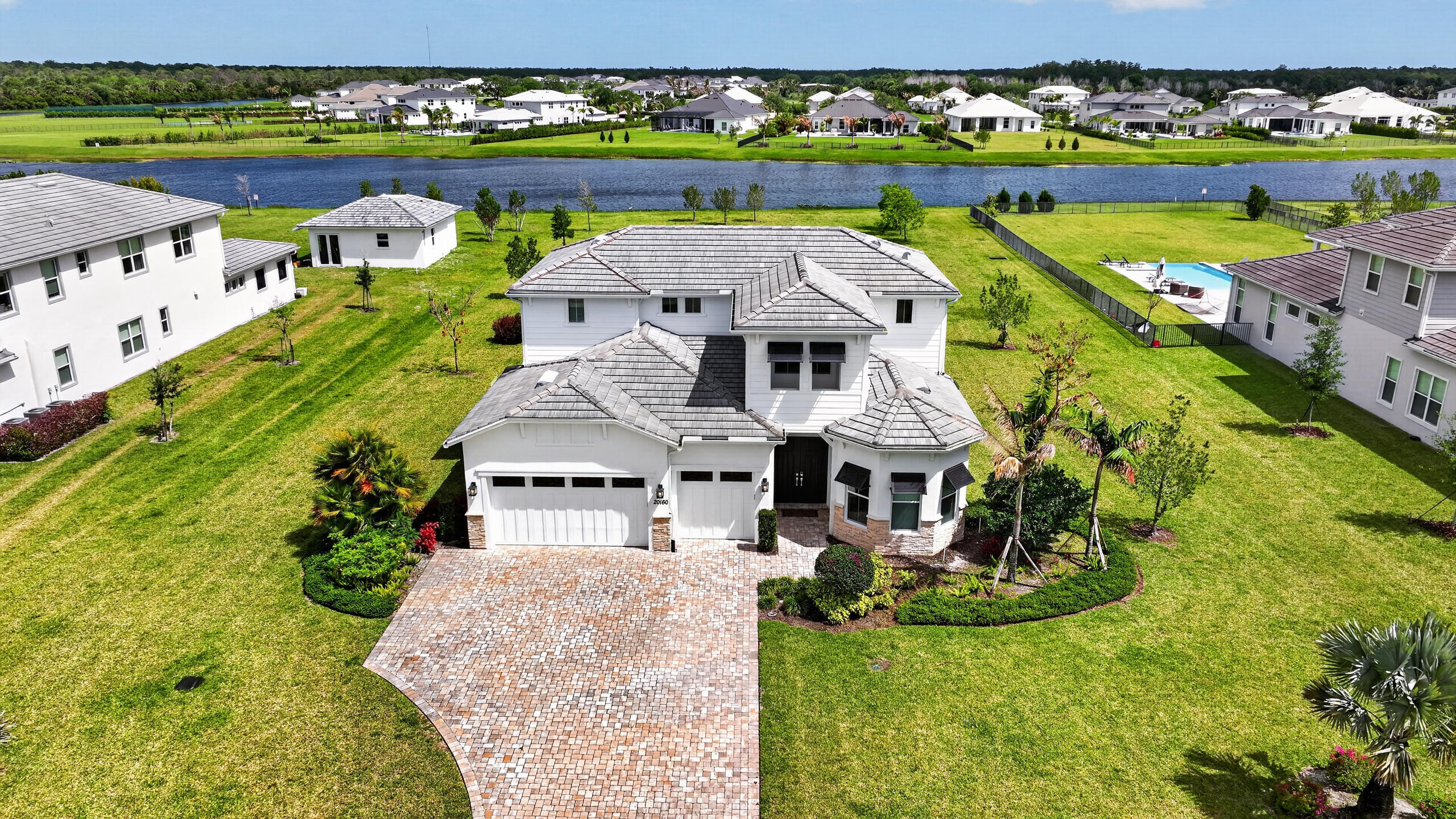 MLS #B26054538 image #0