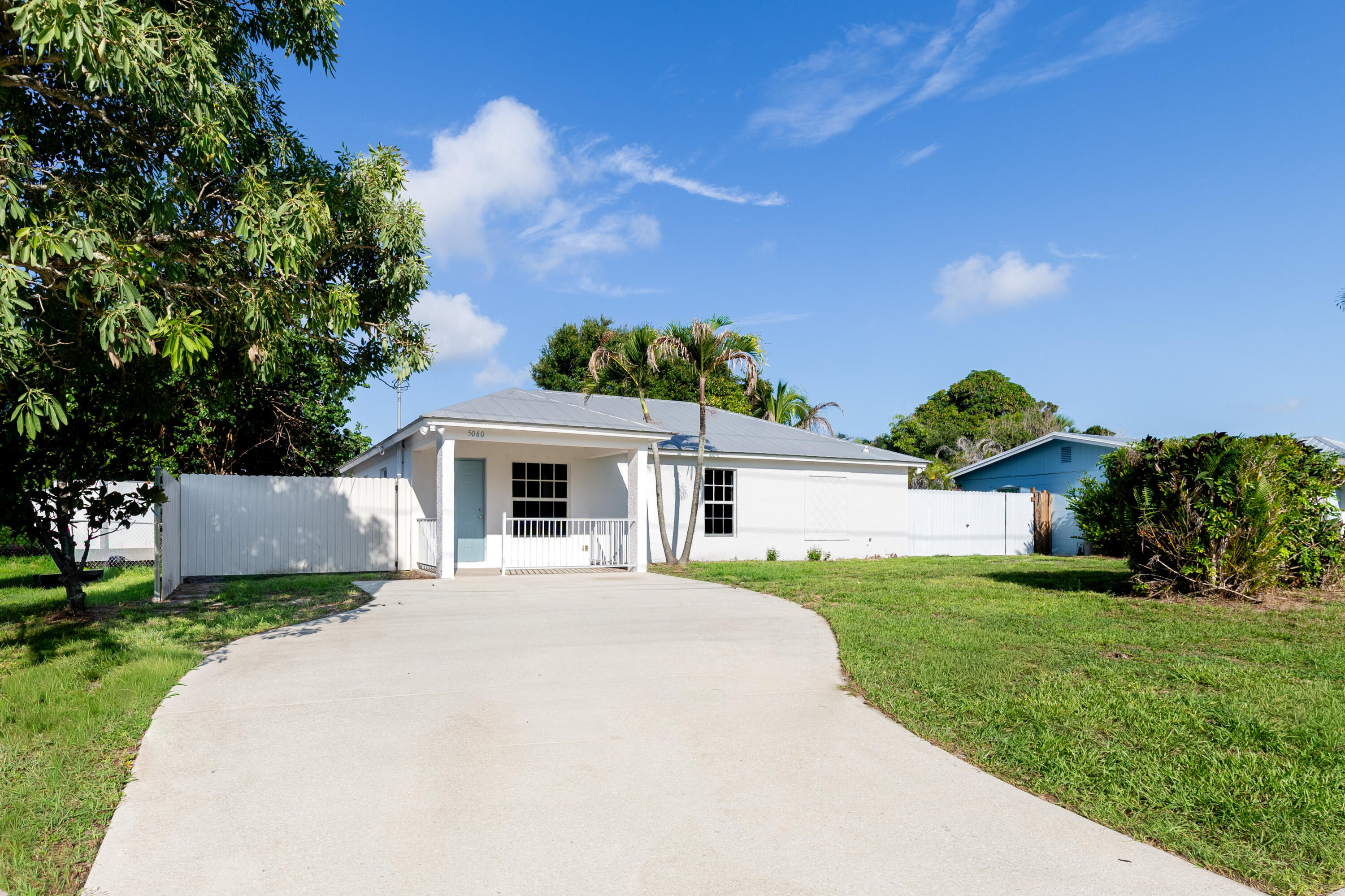 MLS #B26058192 image #0