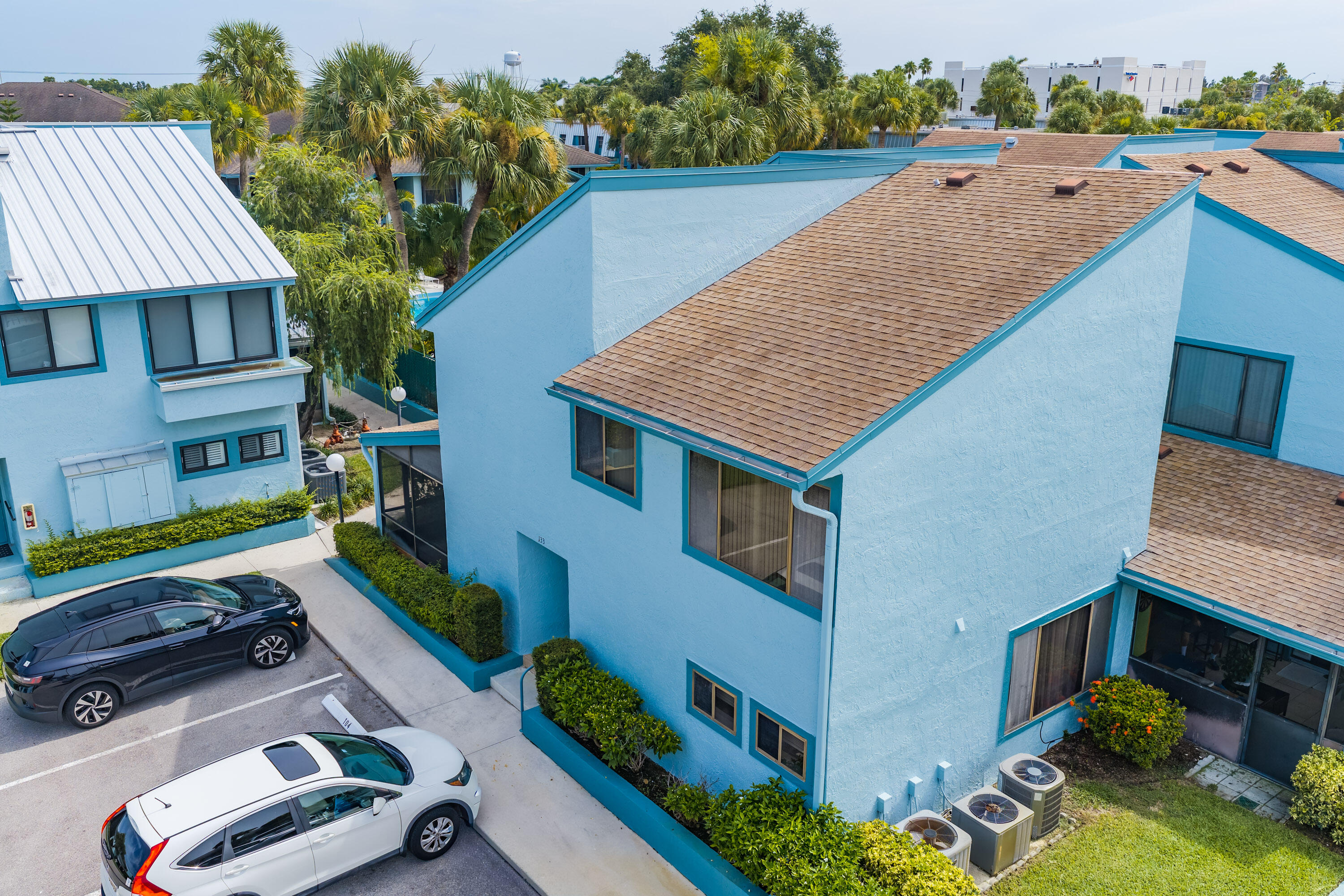 MLS #B26060427 image #0