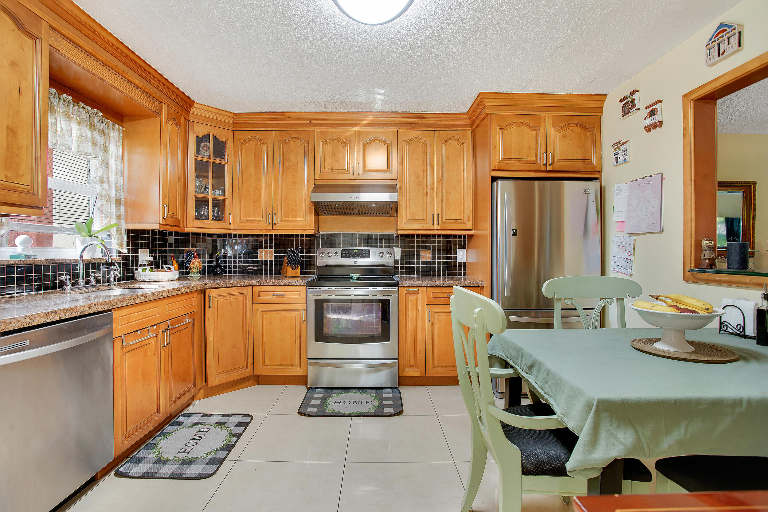 MLS #B26060536 image #0
