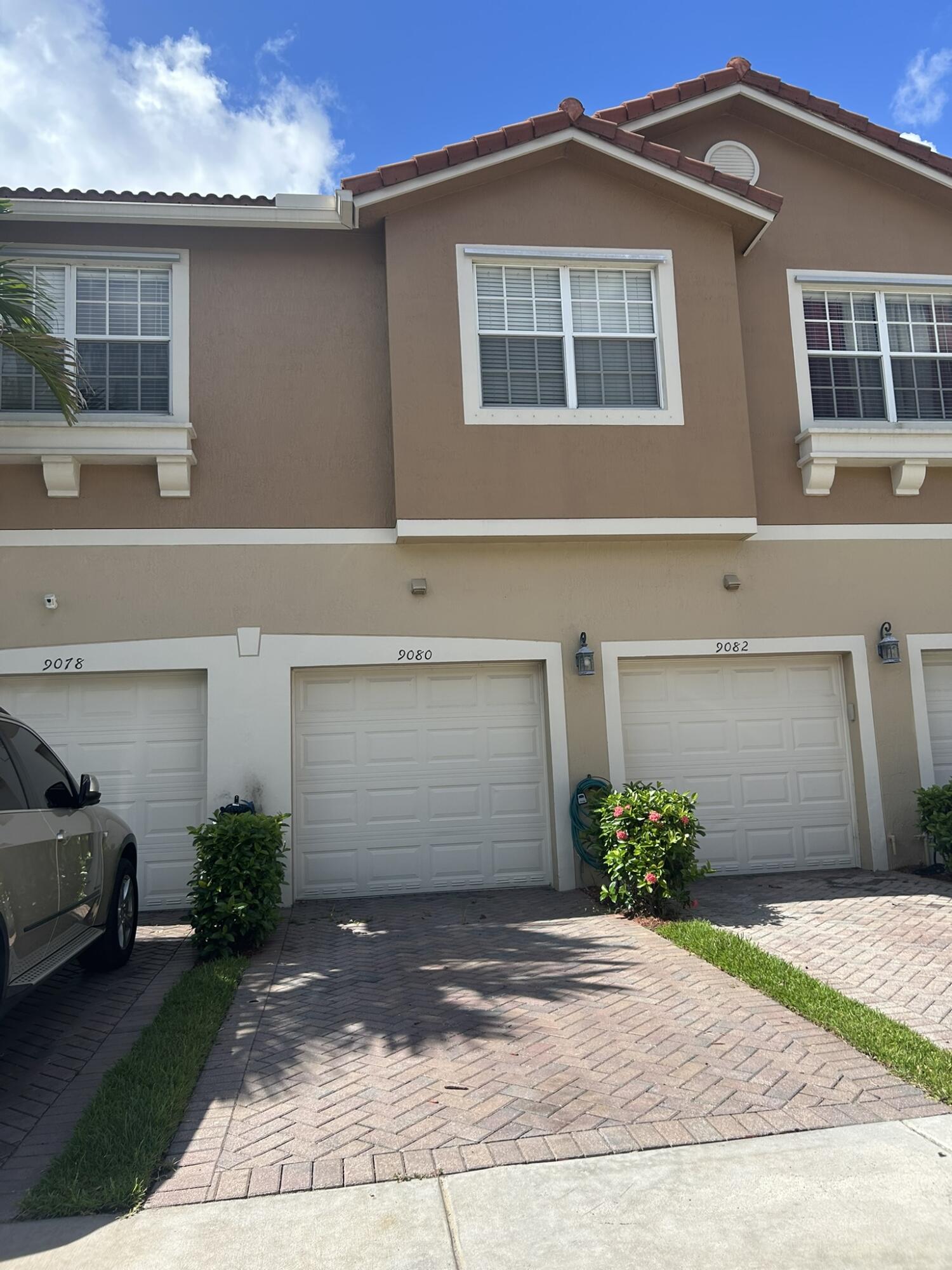 MLS #B26062871 image #0