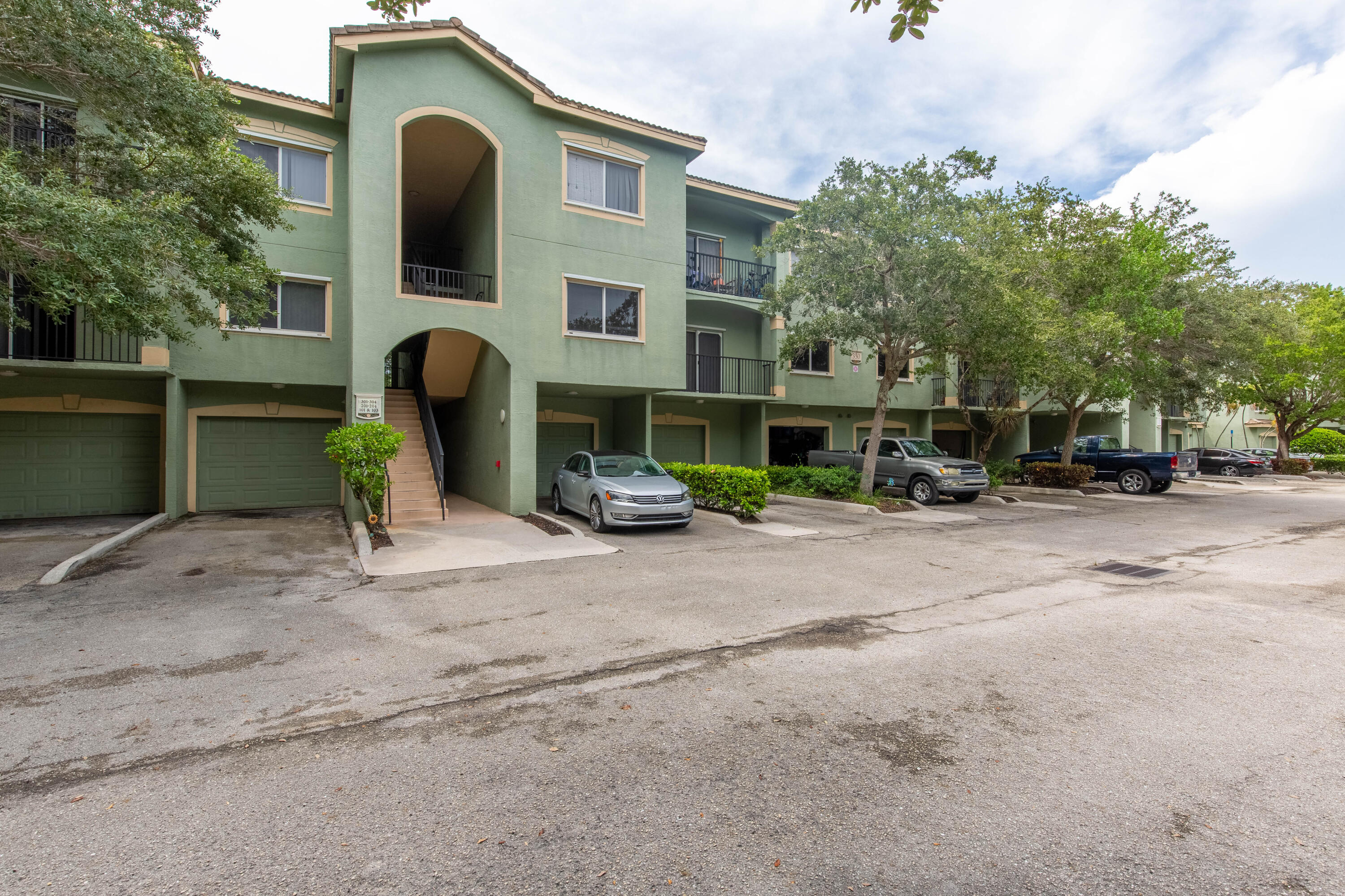 MLS #B26072297 image #0