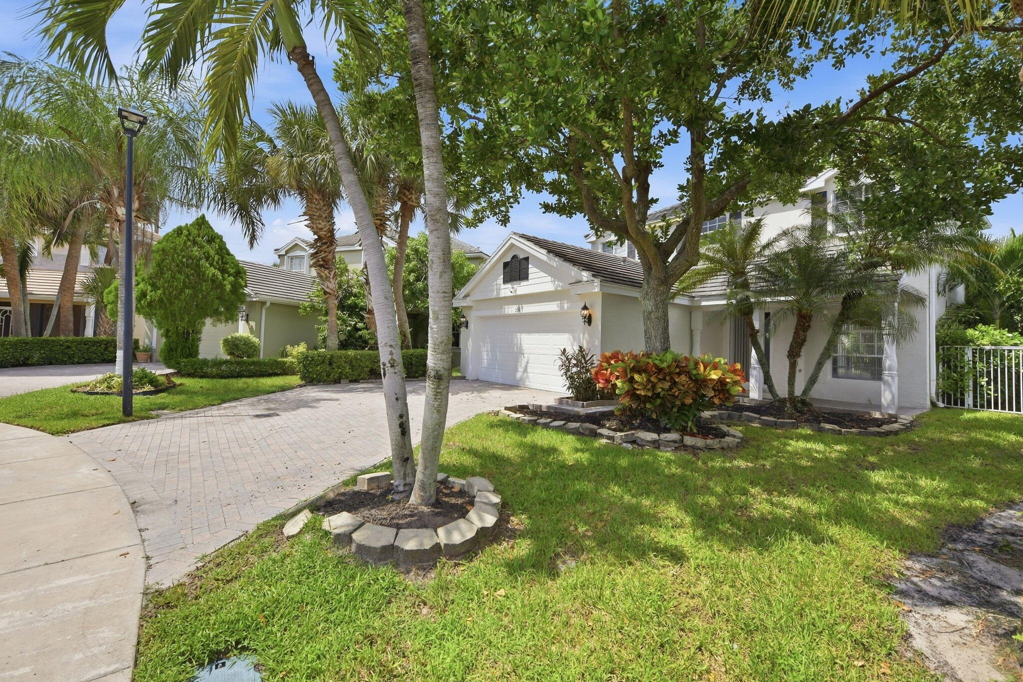 MLS #B26077964 image #0