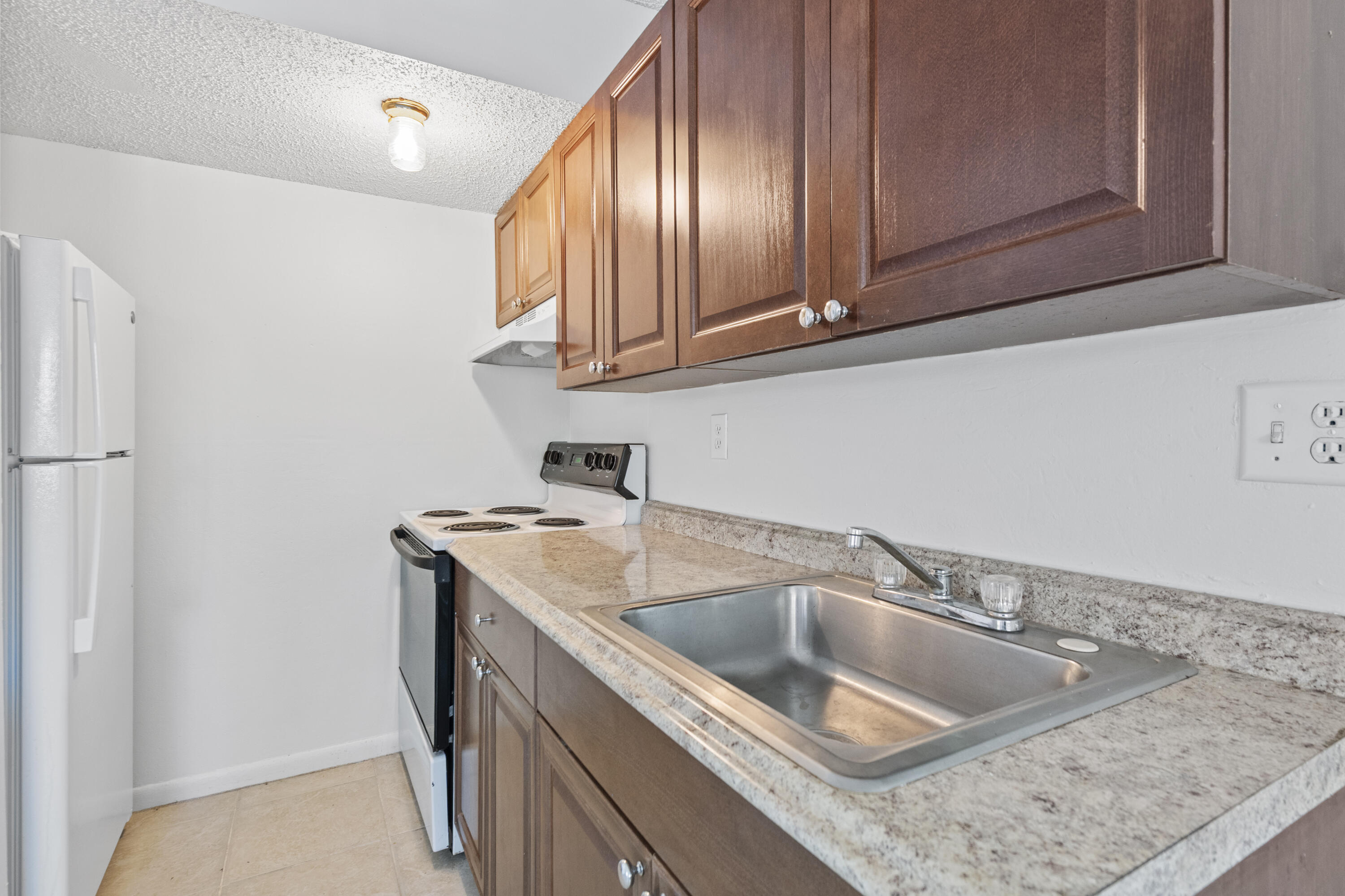 MLS #B26080839 image #0