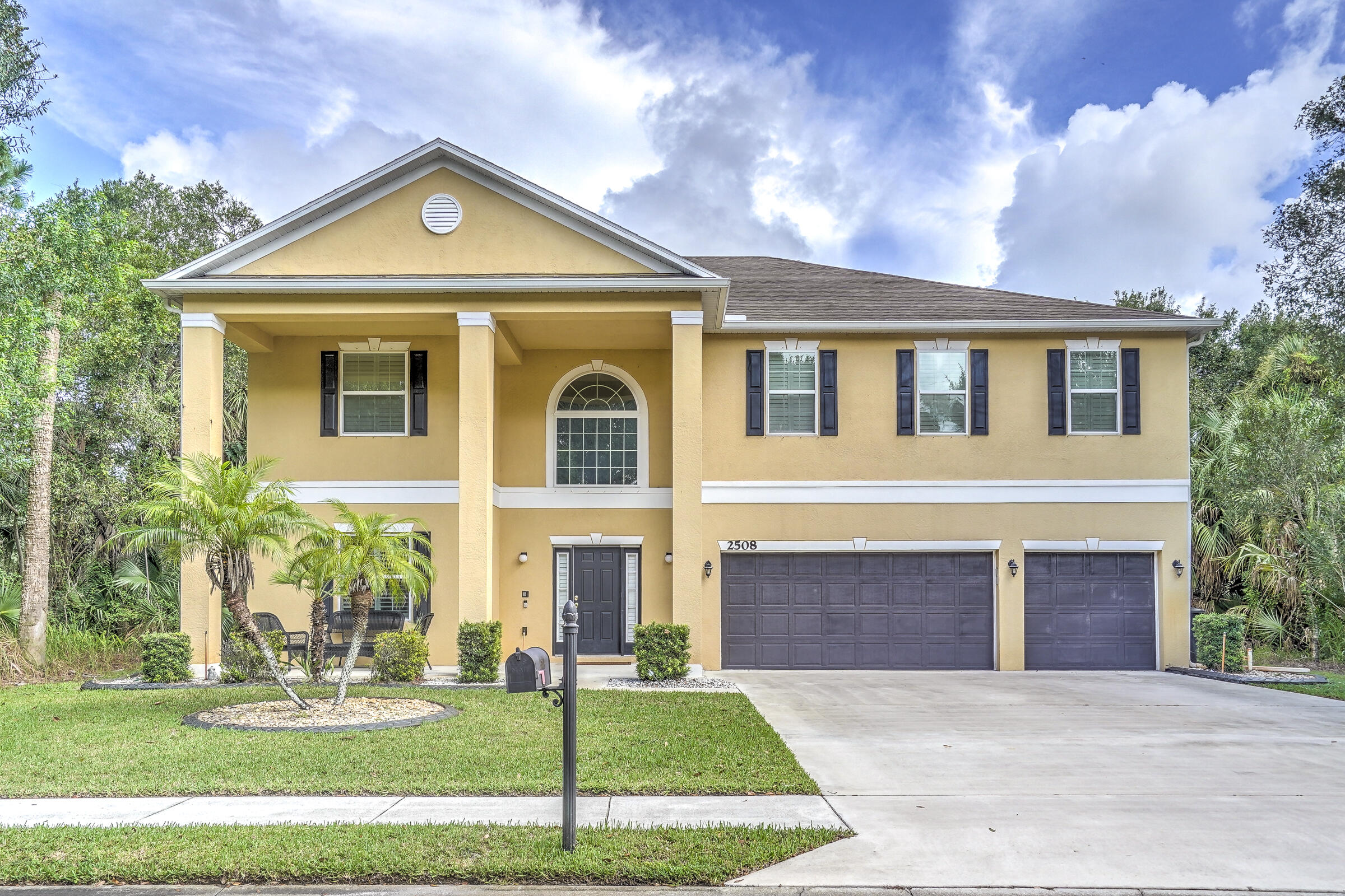 MLS #B26082867 image #0