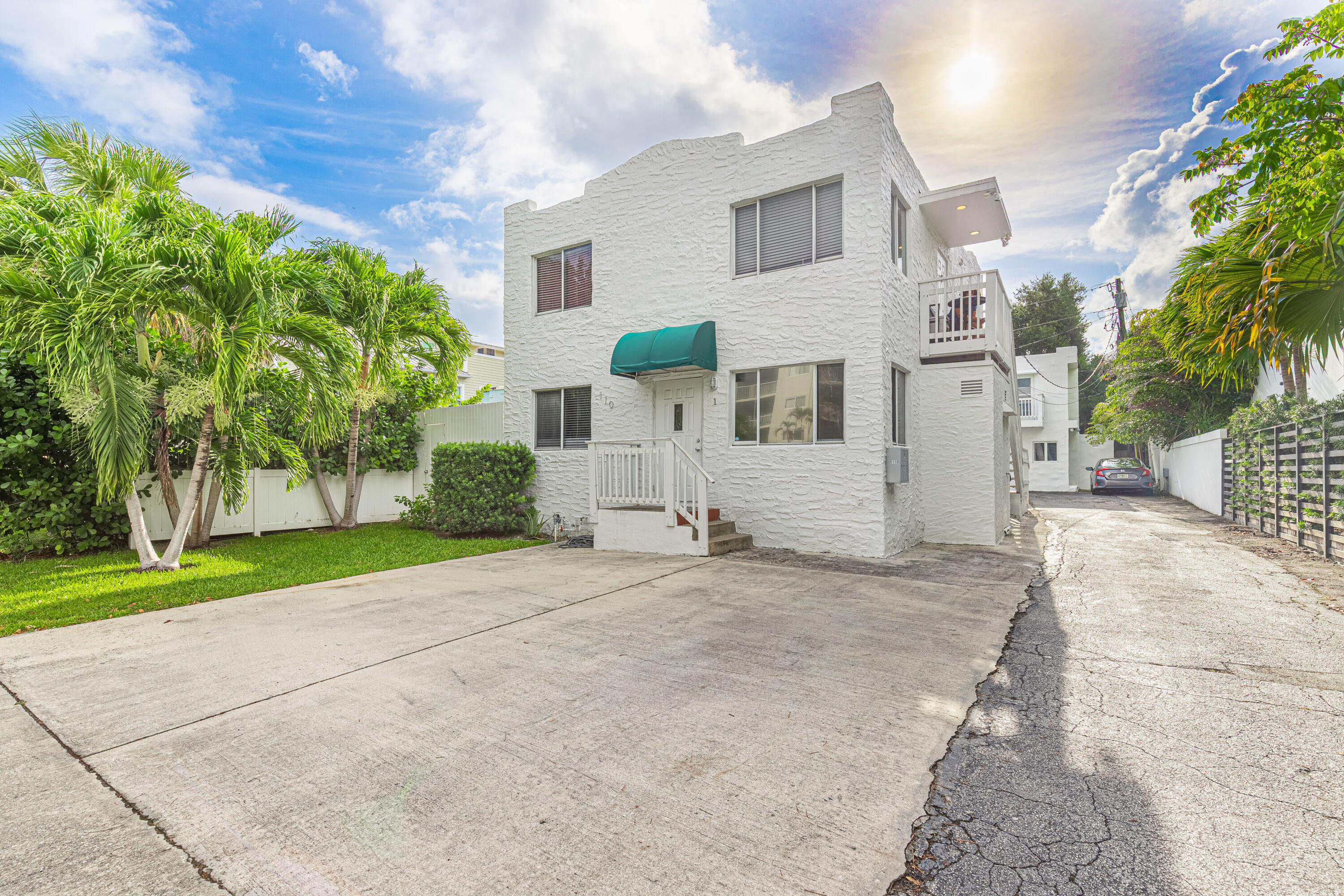 MLS #B26082959 image #0