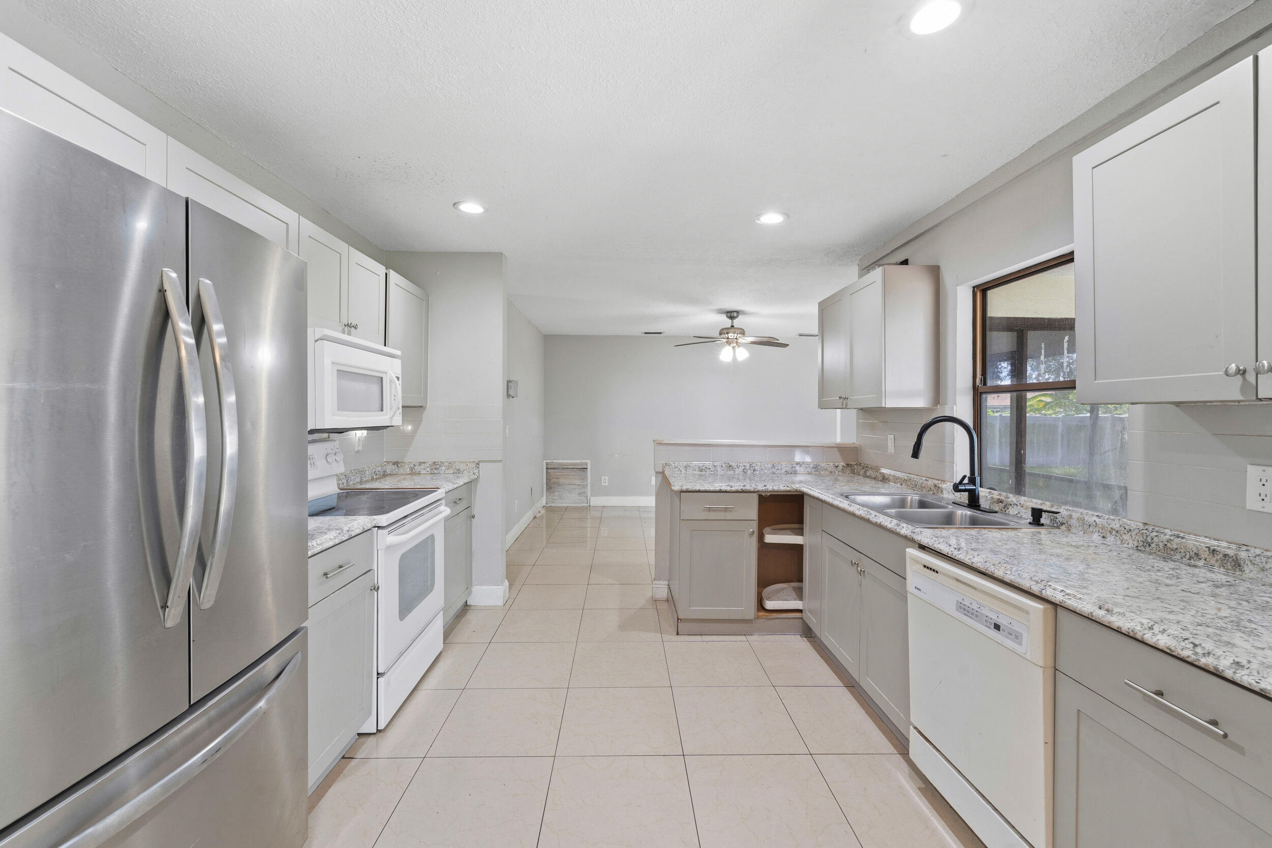 MLS #B26083760 image #0