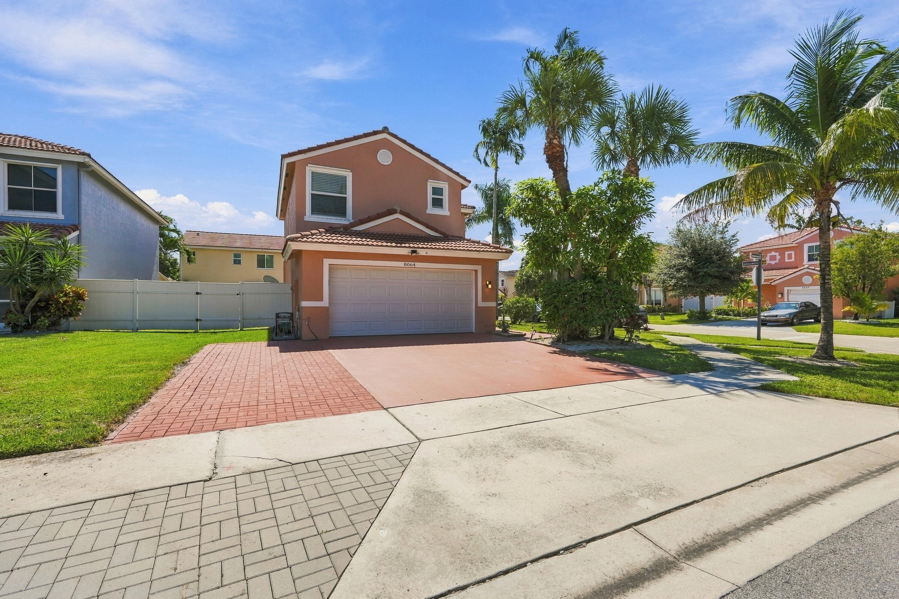 MLS #B26084779 image #0