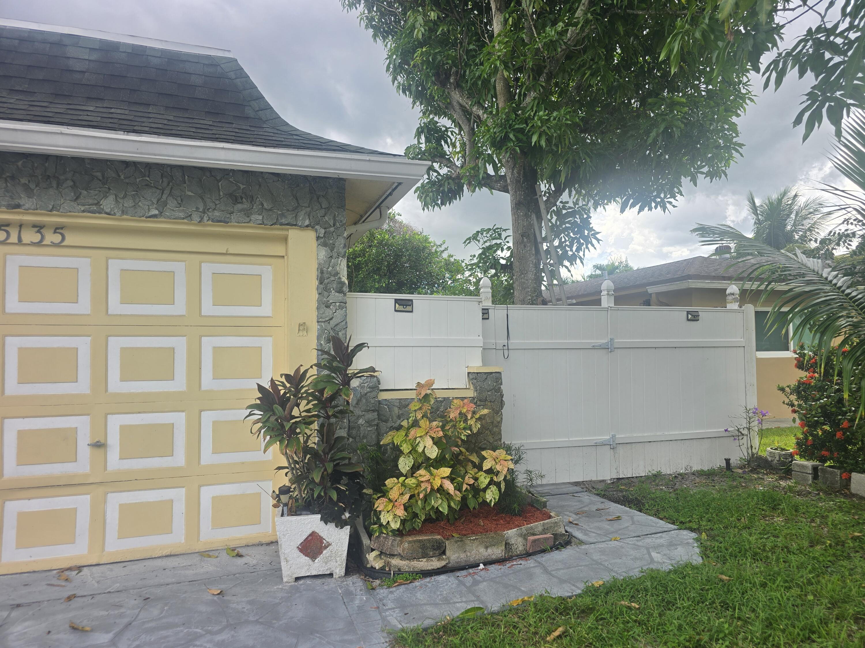 MLS #B26087360 image #0