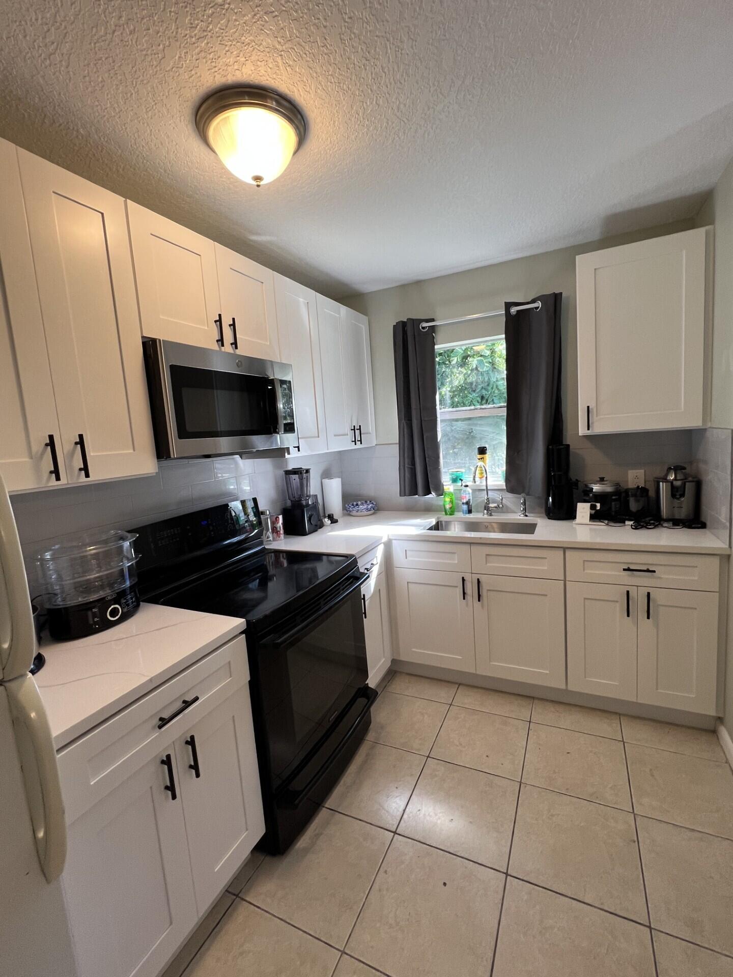MLS #B26090532 image #0