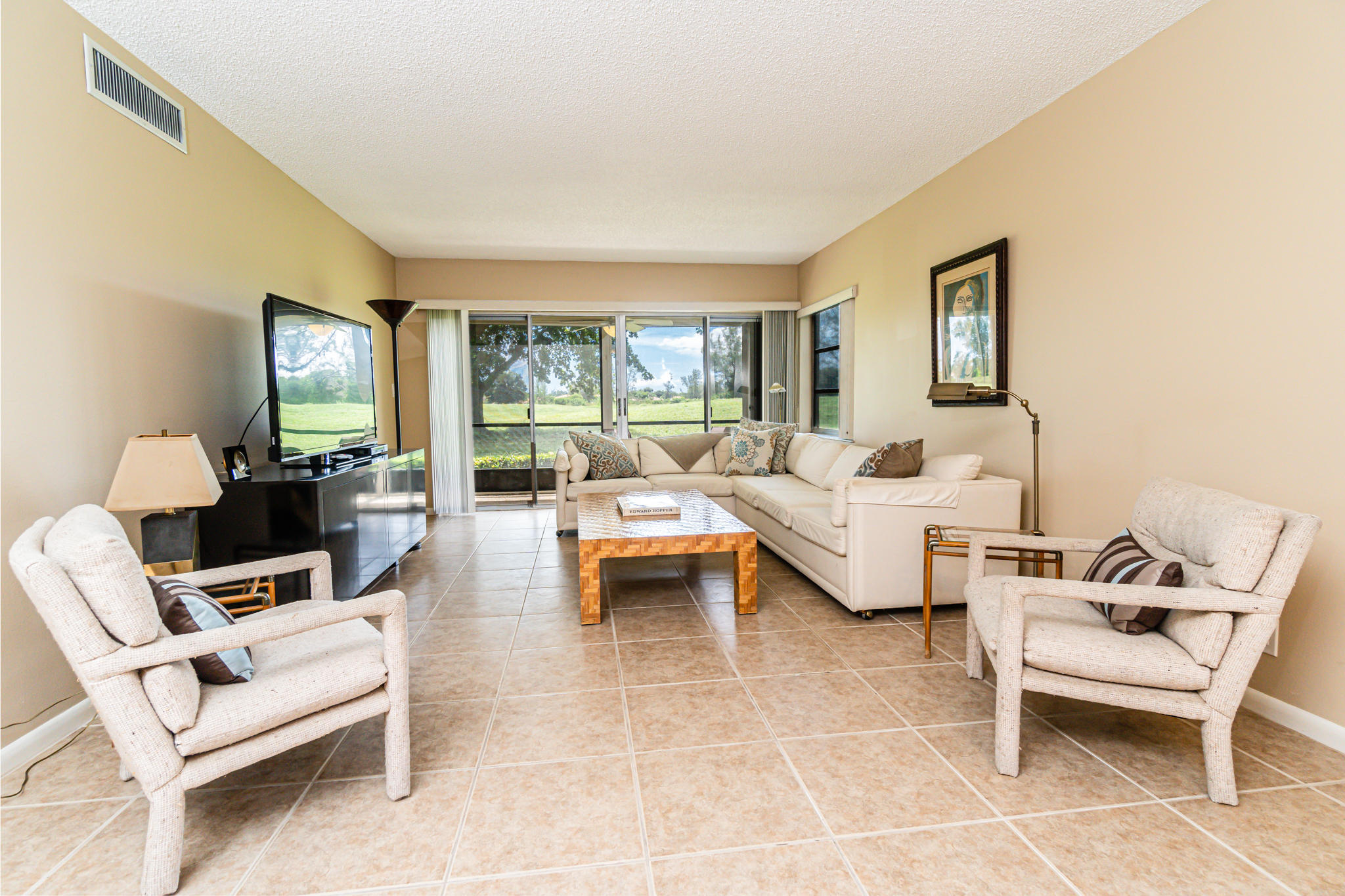 MLS #B26090955 image #0