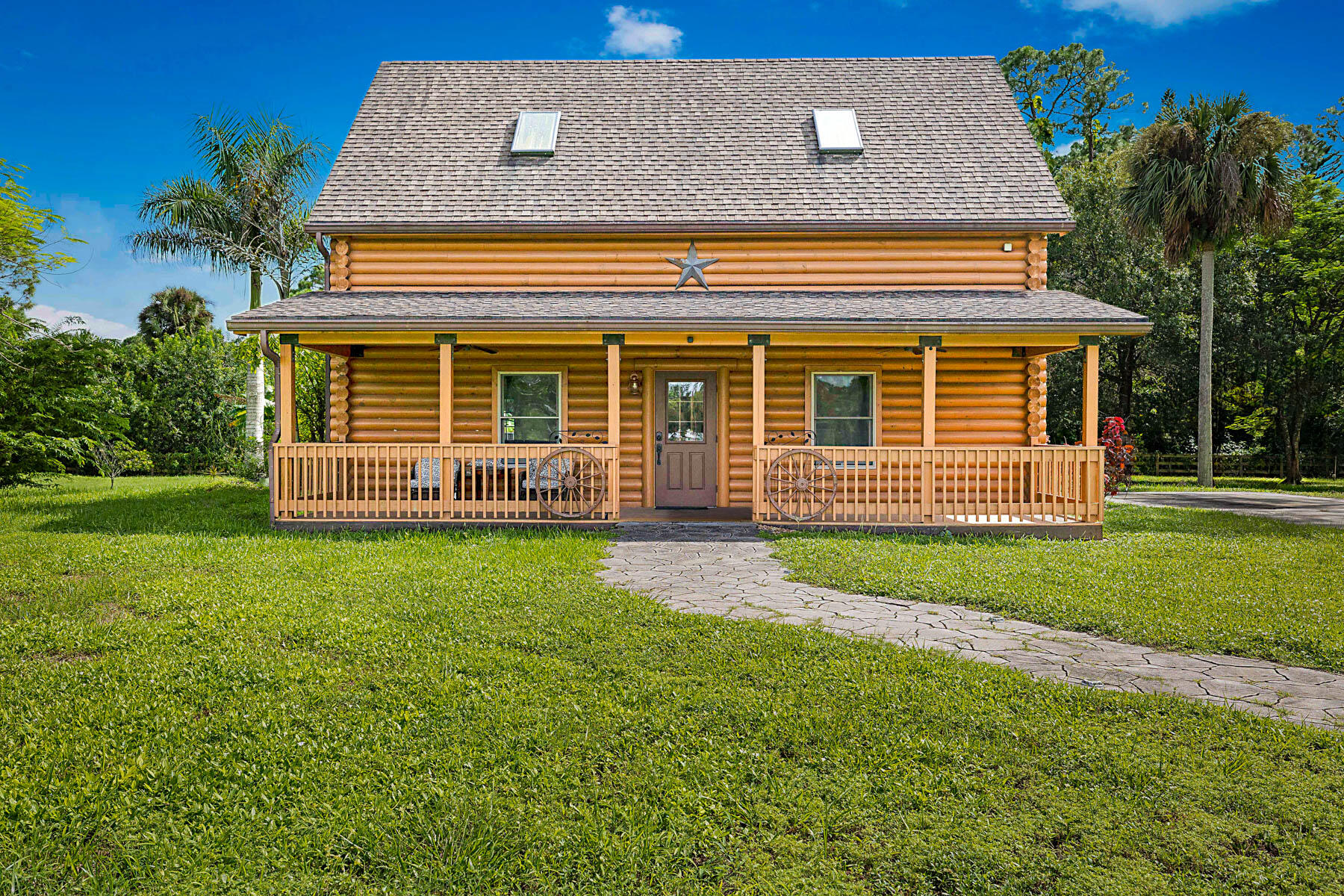 MLS #B26091085 image #0