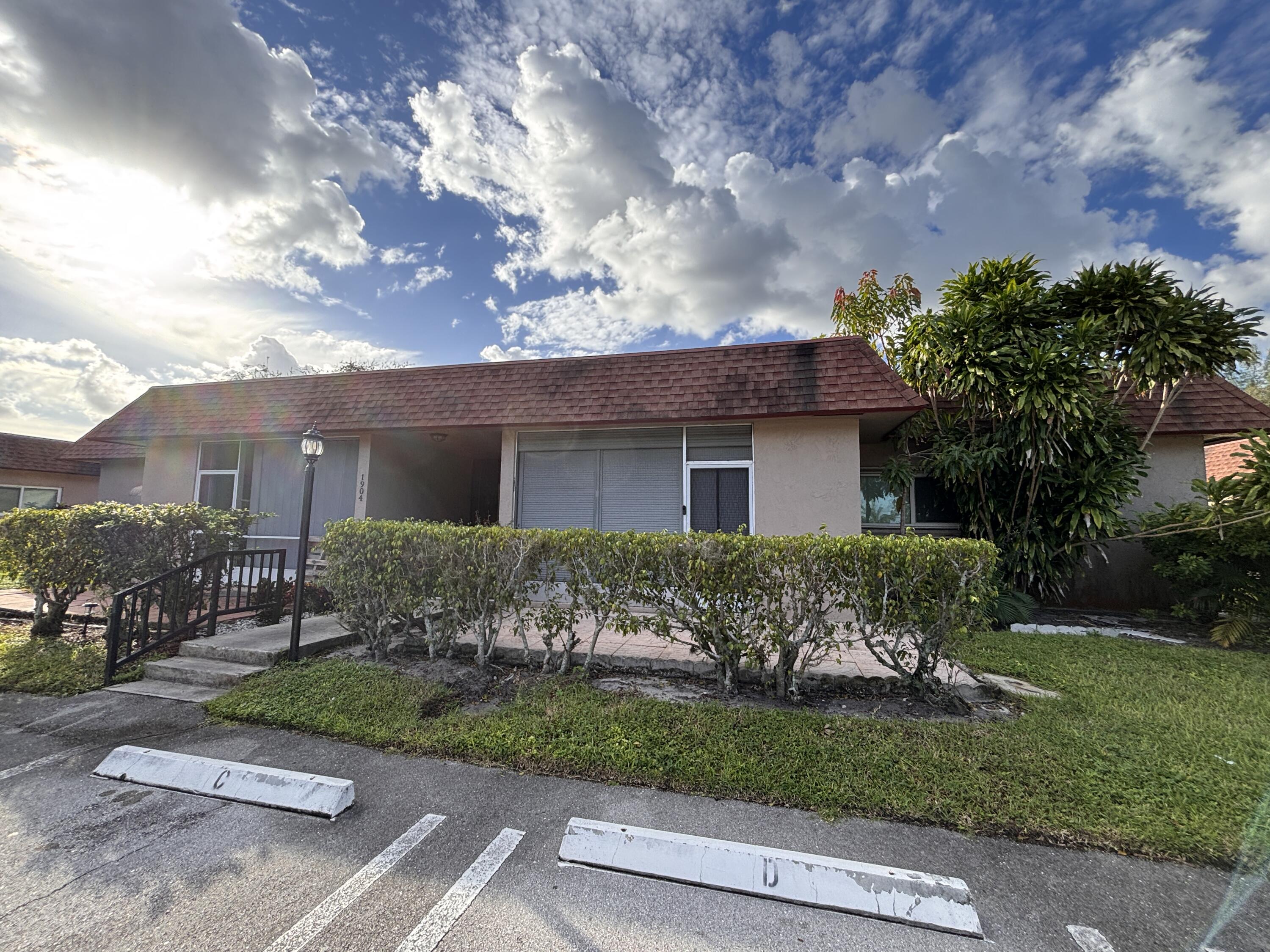 MLS #B26093326 image #0