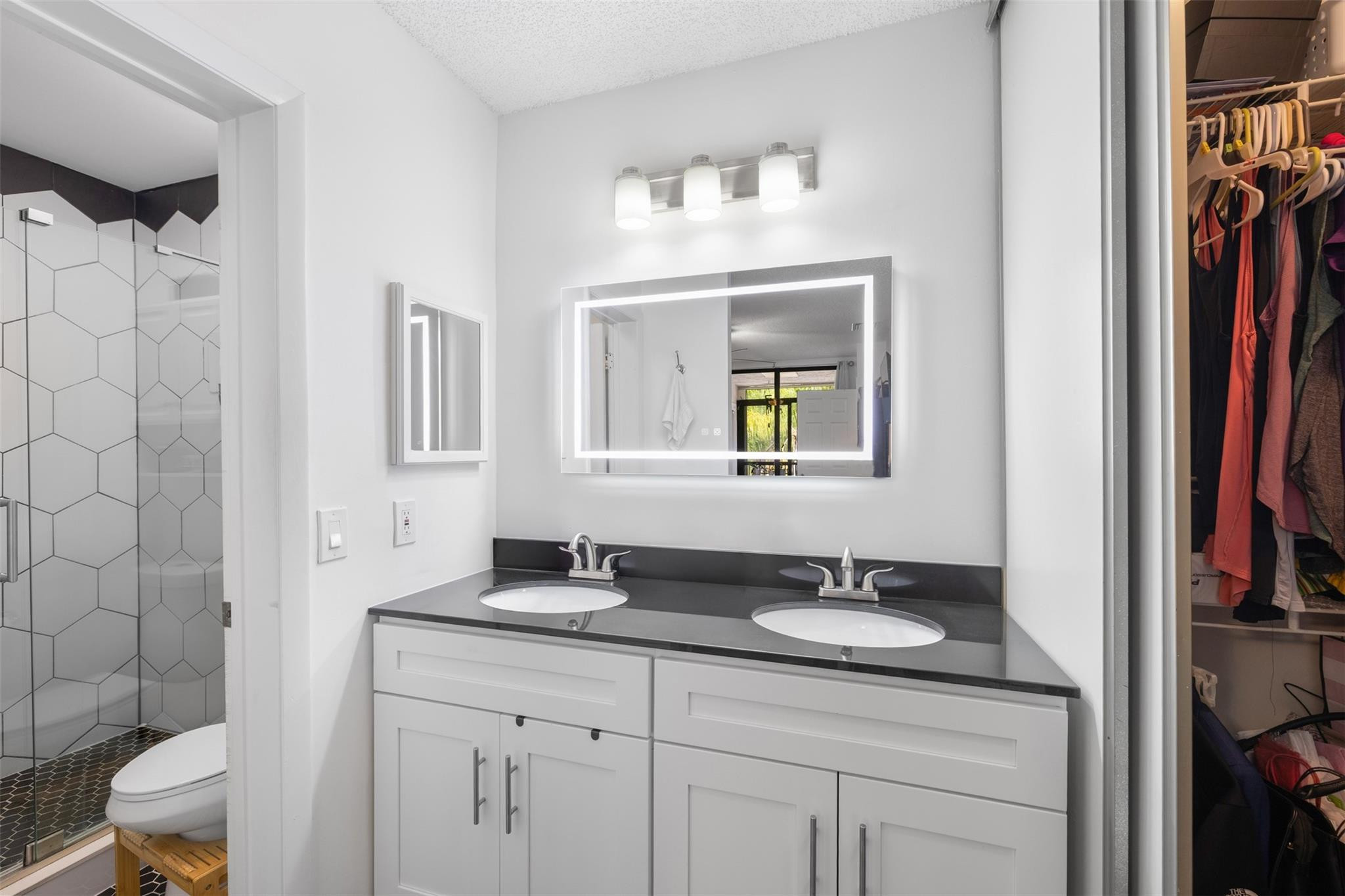 MLS #F10550815 image #0