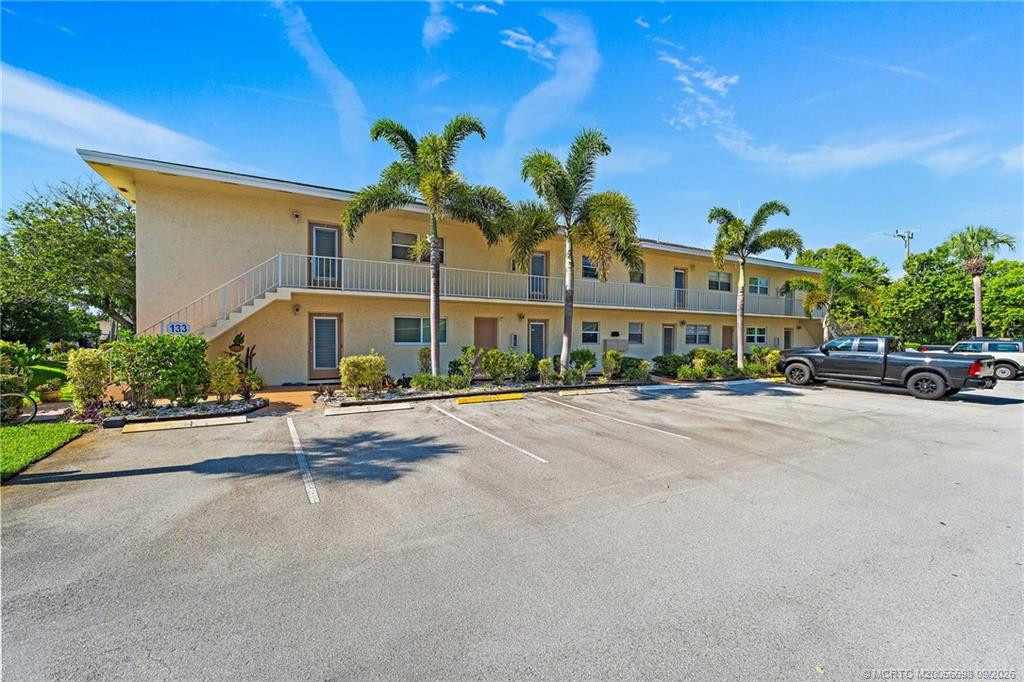 MLS #M20056698 image #0