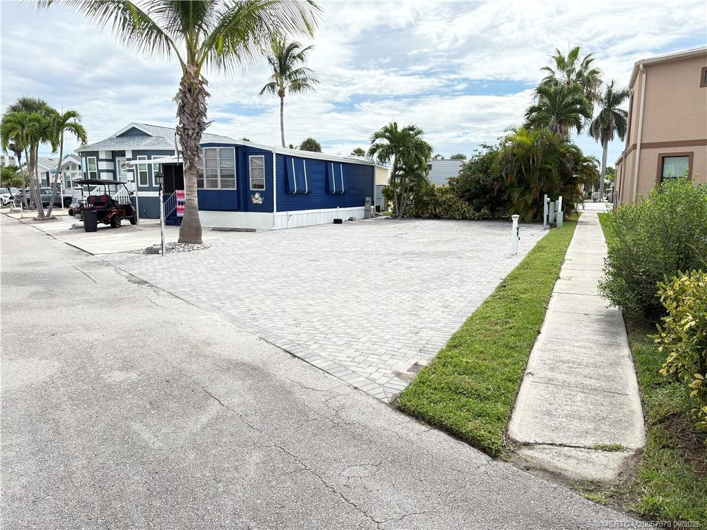 MLS #M20057079 image #0