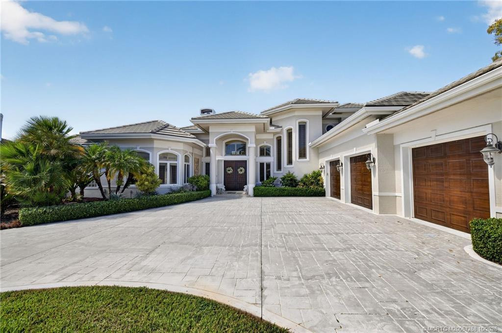 MLS #M20057258 image #0