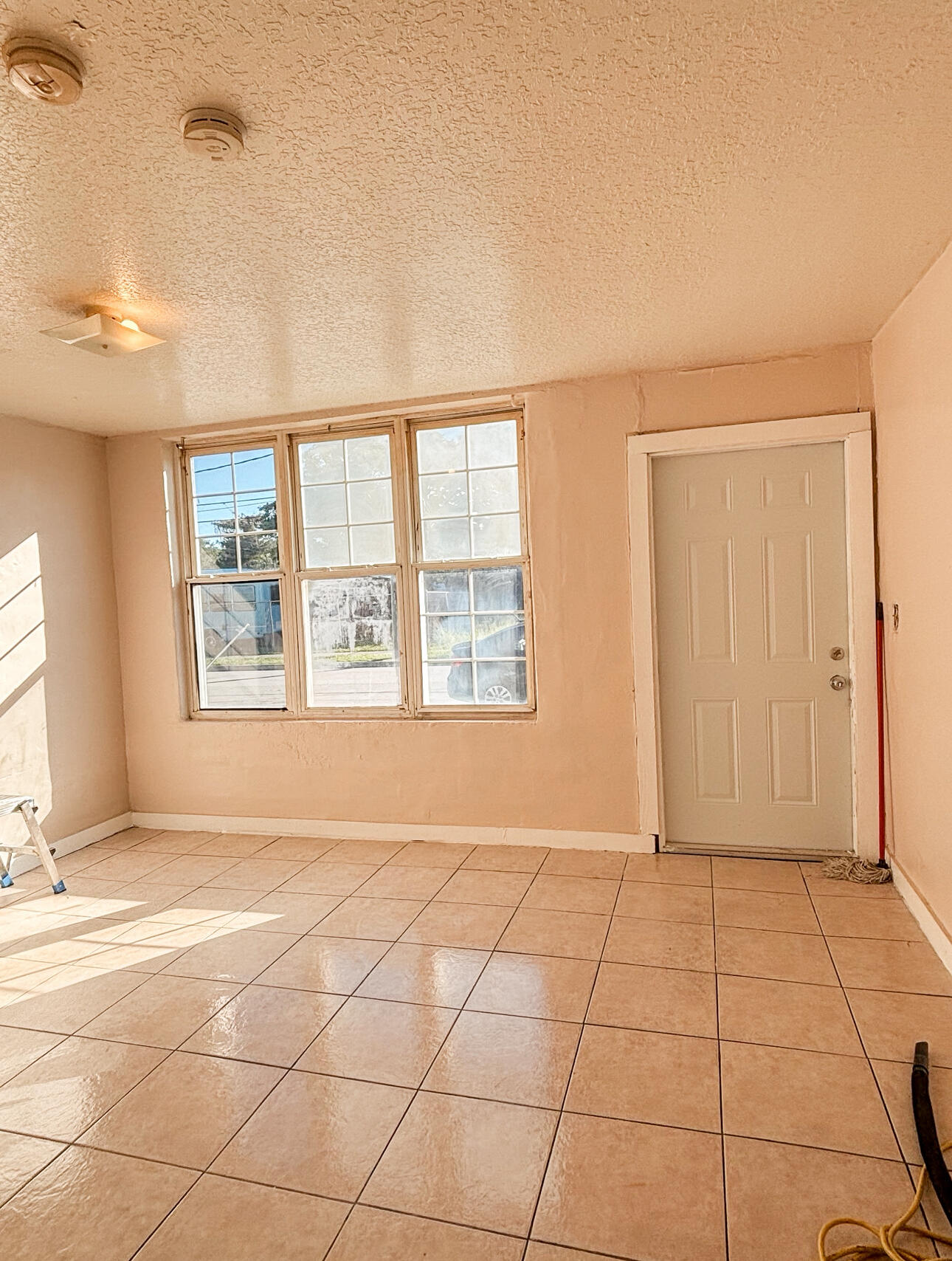 MLS #R11139610 image #0