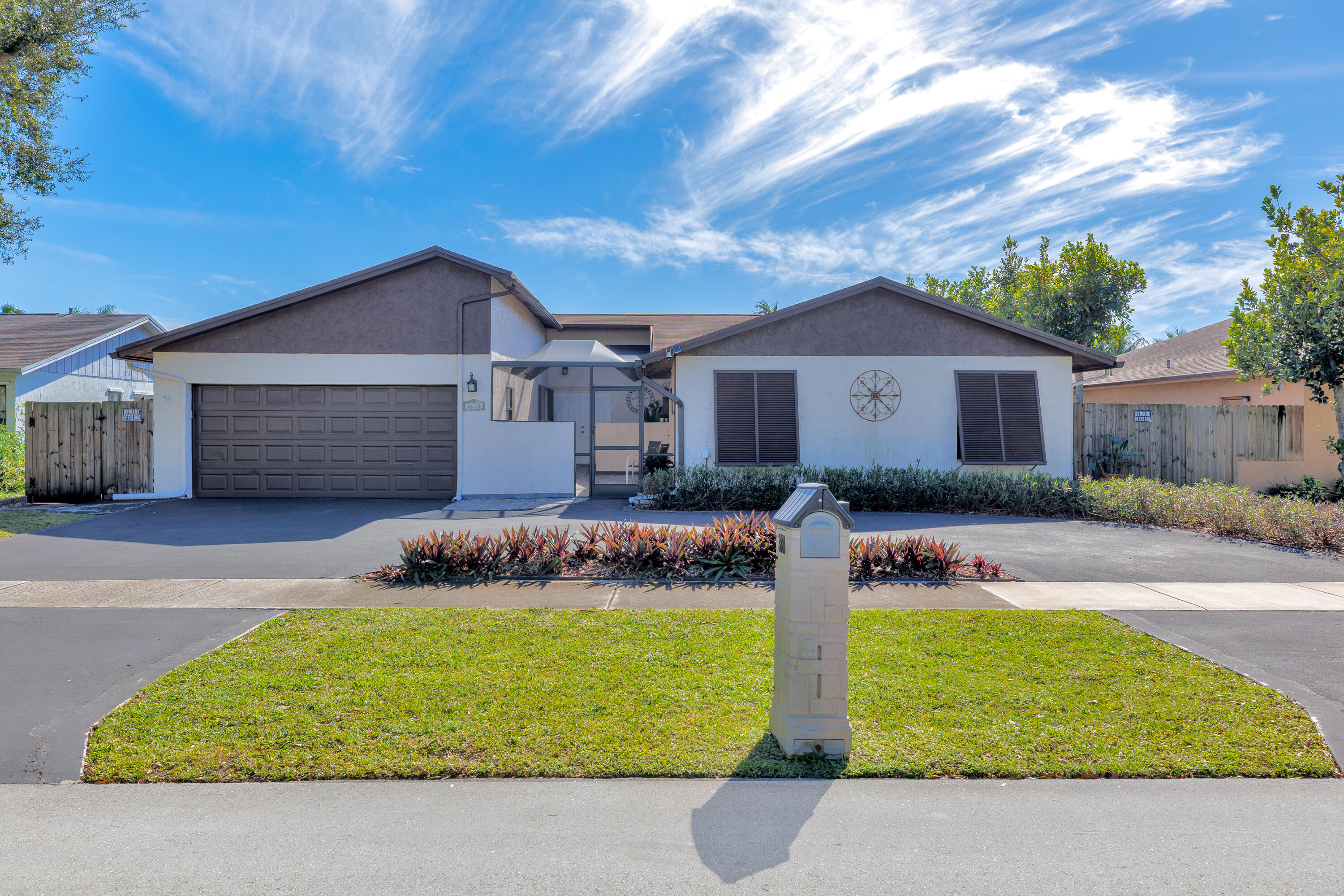 MLS #R11156922 image #0
