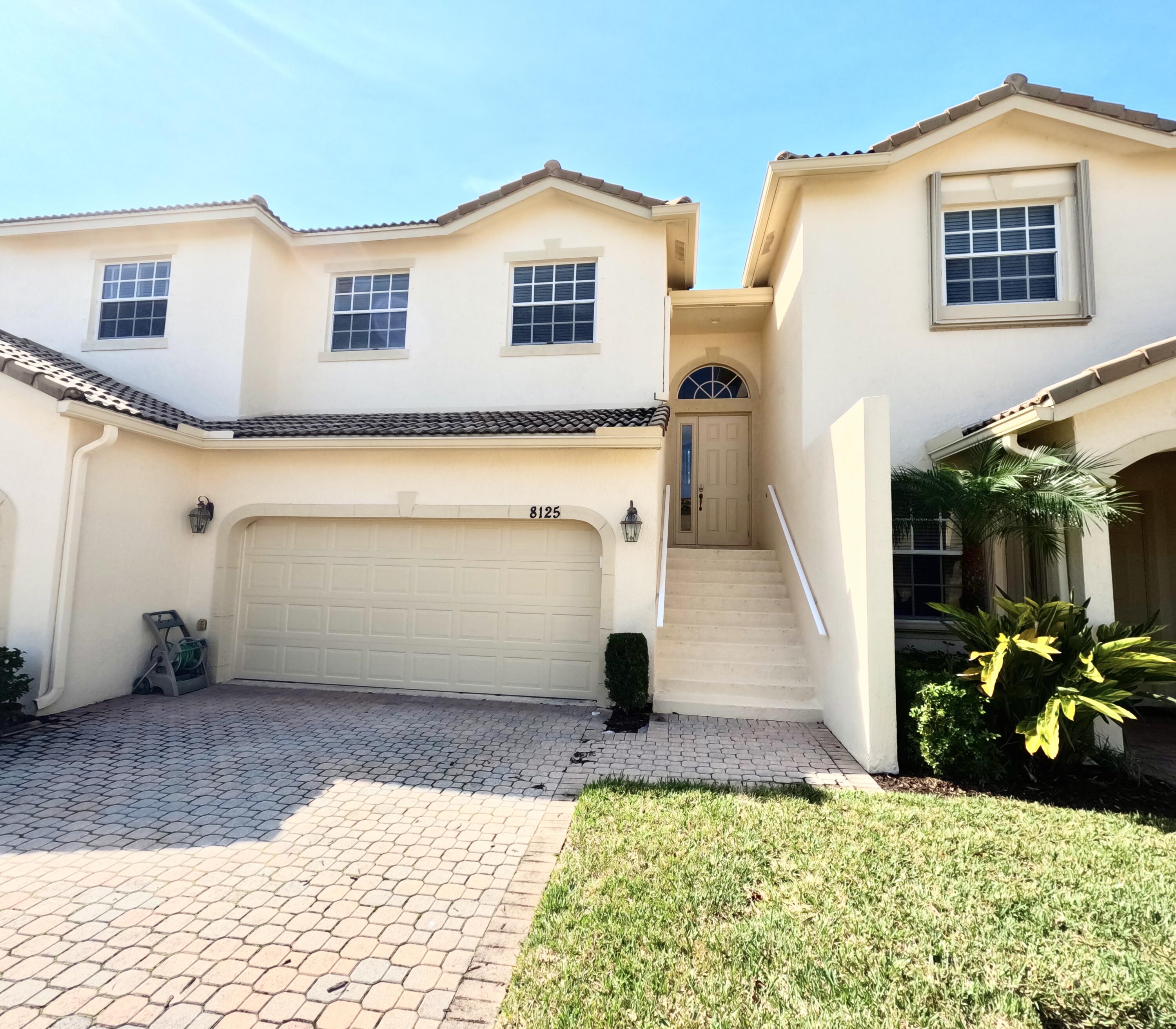 MLS #R11164731 image #0