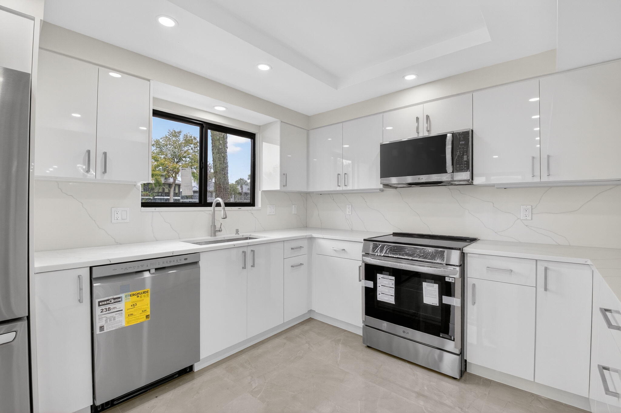 MLS #R11167686 image #0