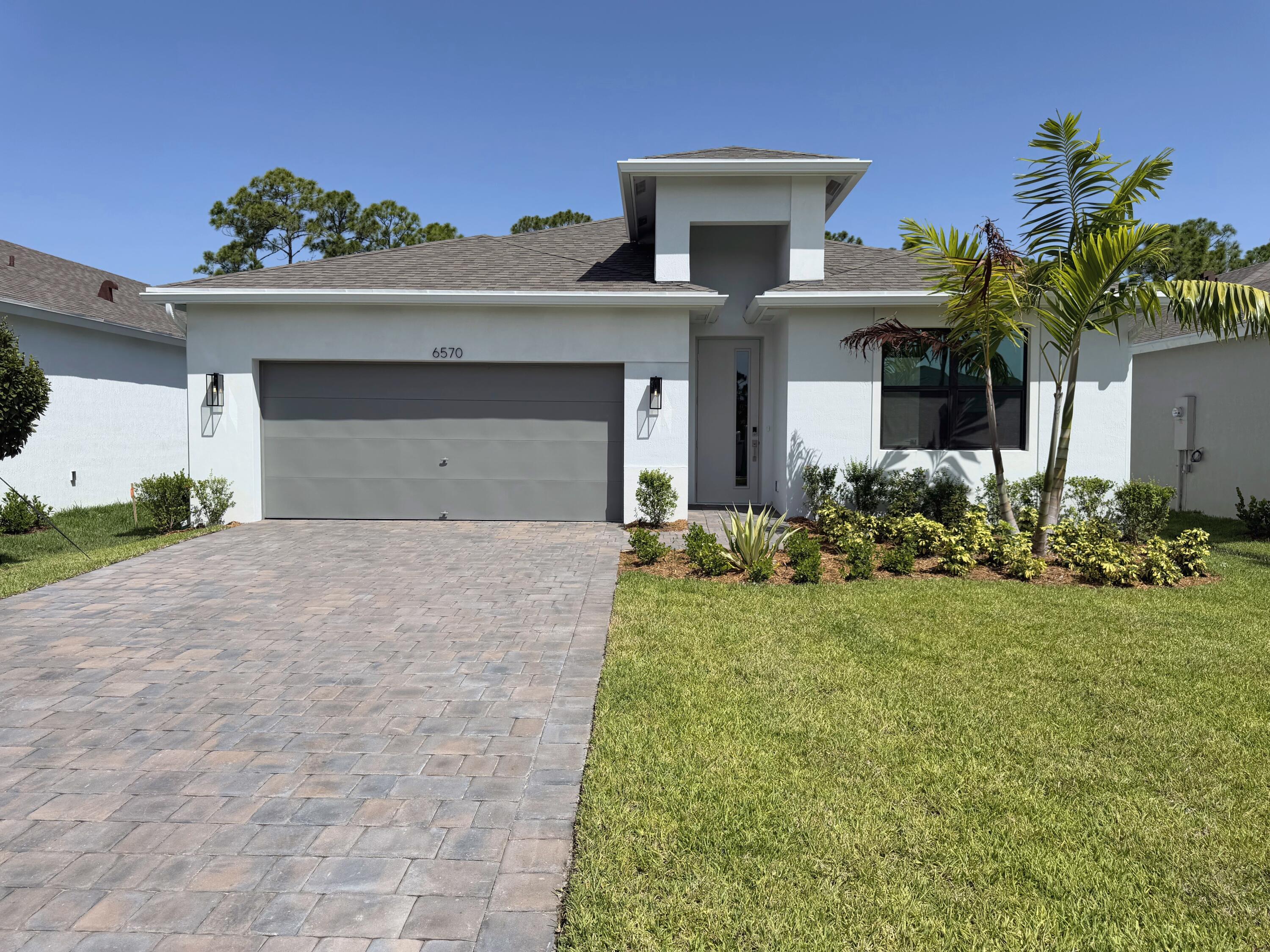 MLS #R11169367 image #0