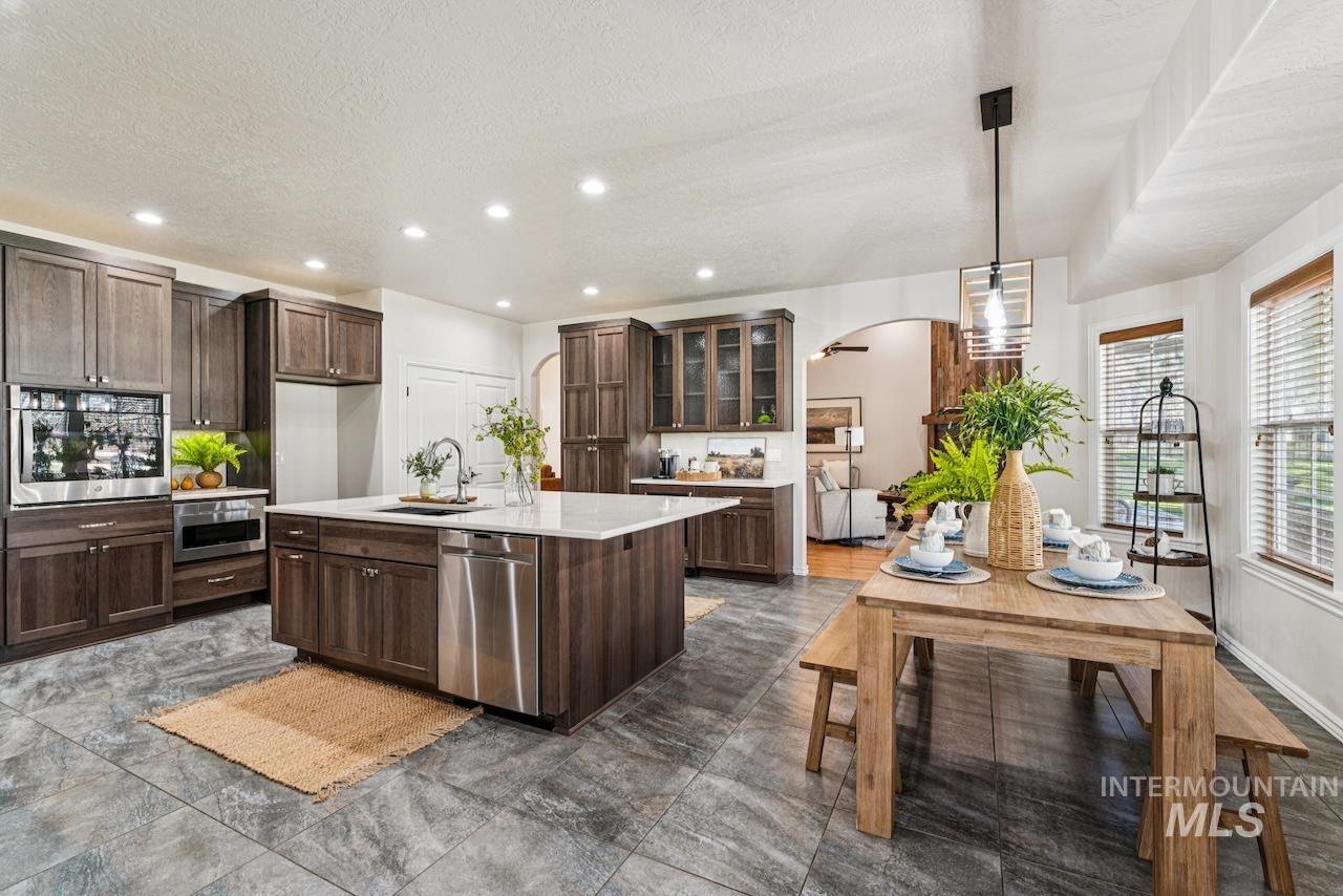 MLS #98987657 image #18