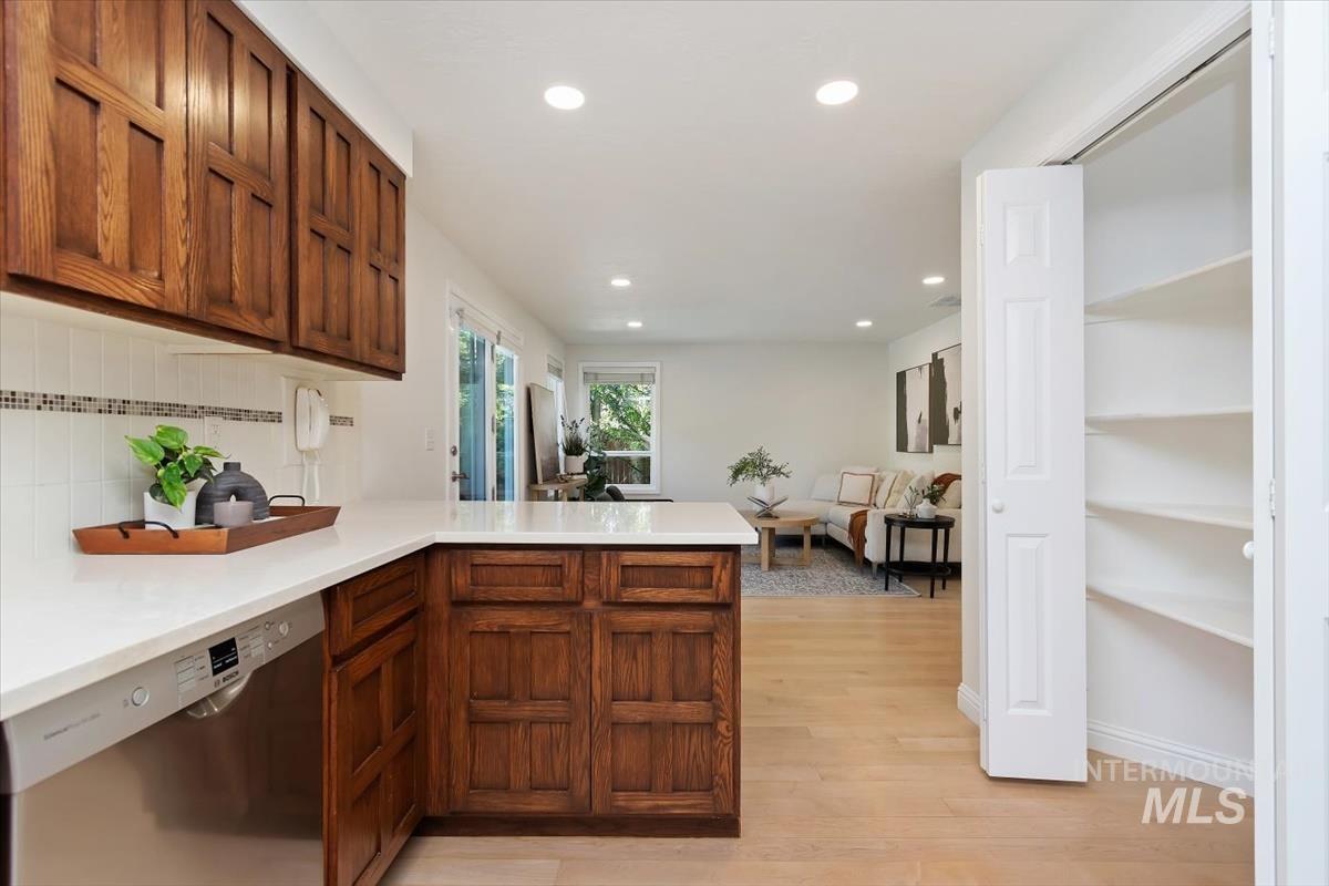 MLS #98989257 image #14