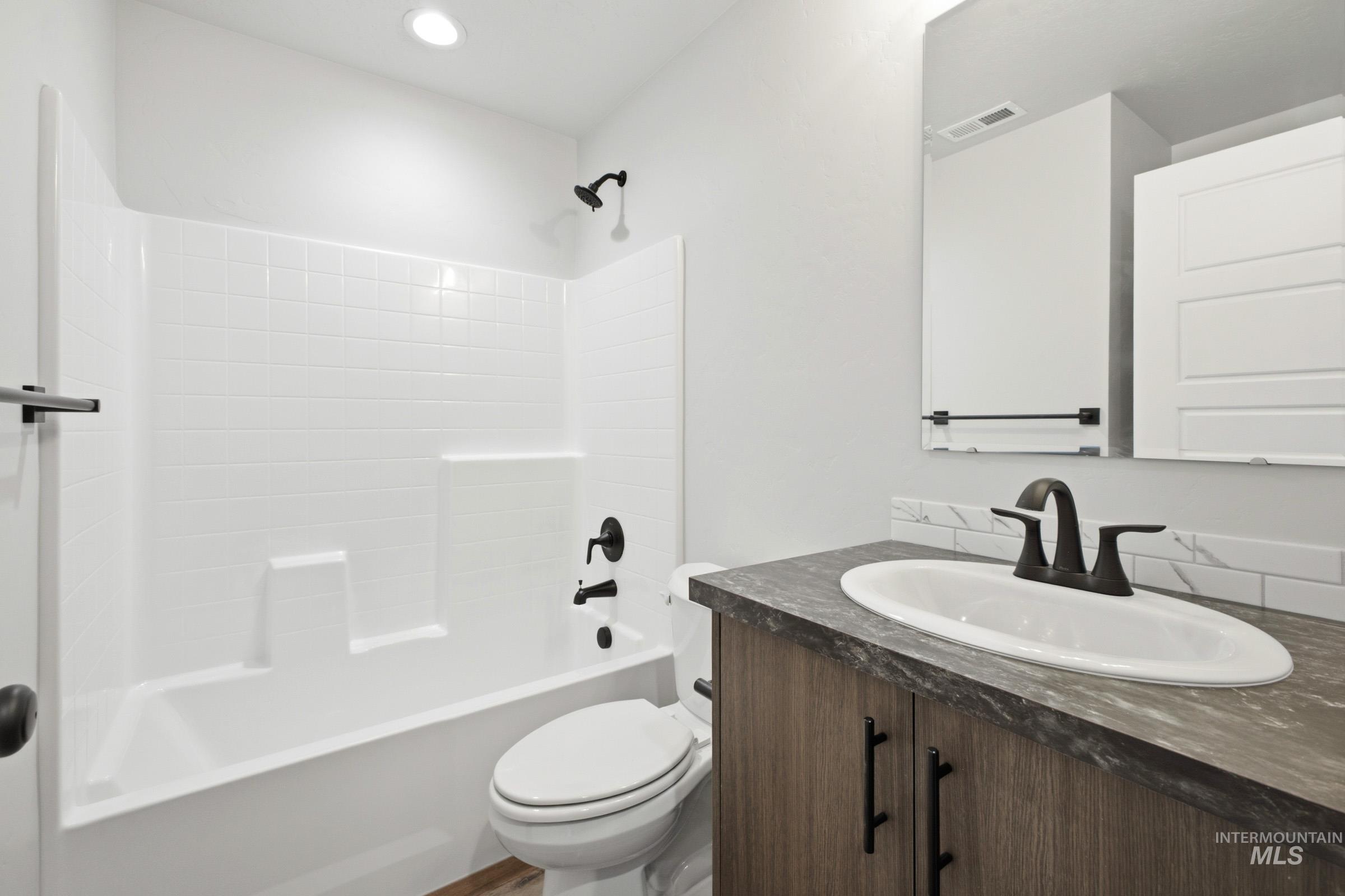 MLS #98991836 image #16